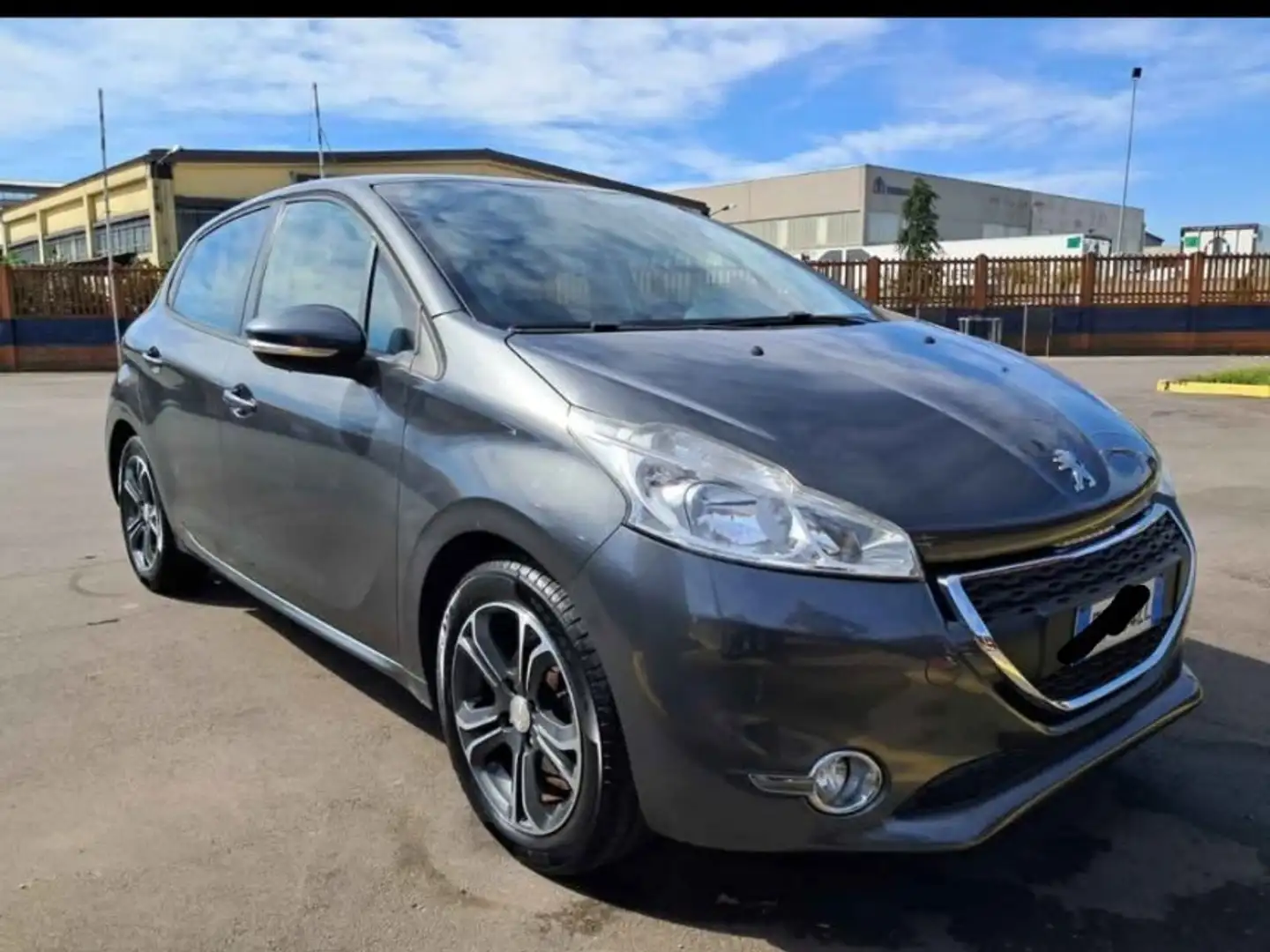 Peugeot 208 5p 1.4 hdi 8v Active - 2