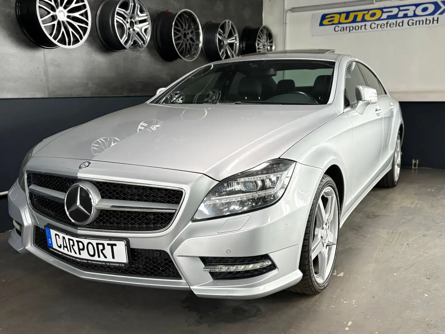 Mercedes-Benz CLS 500 AMG-PAKET/HARMAN-KARDON/SCHIEBEDACH Silber - 1