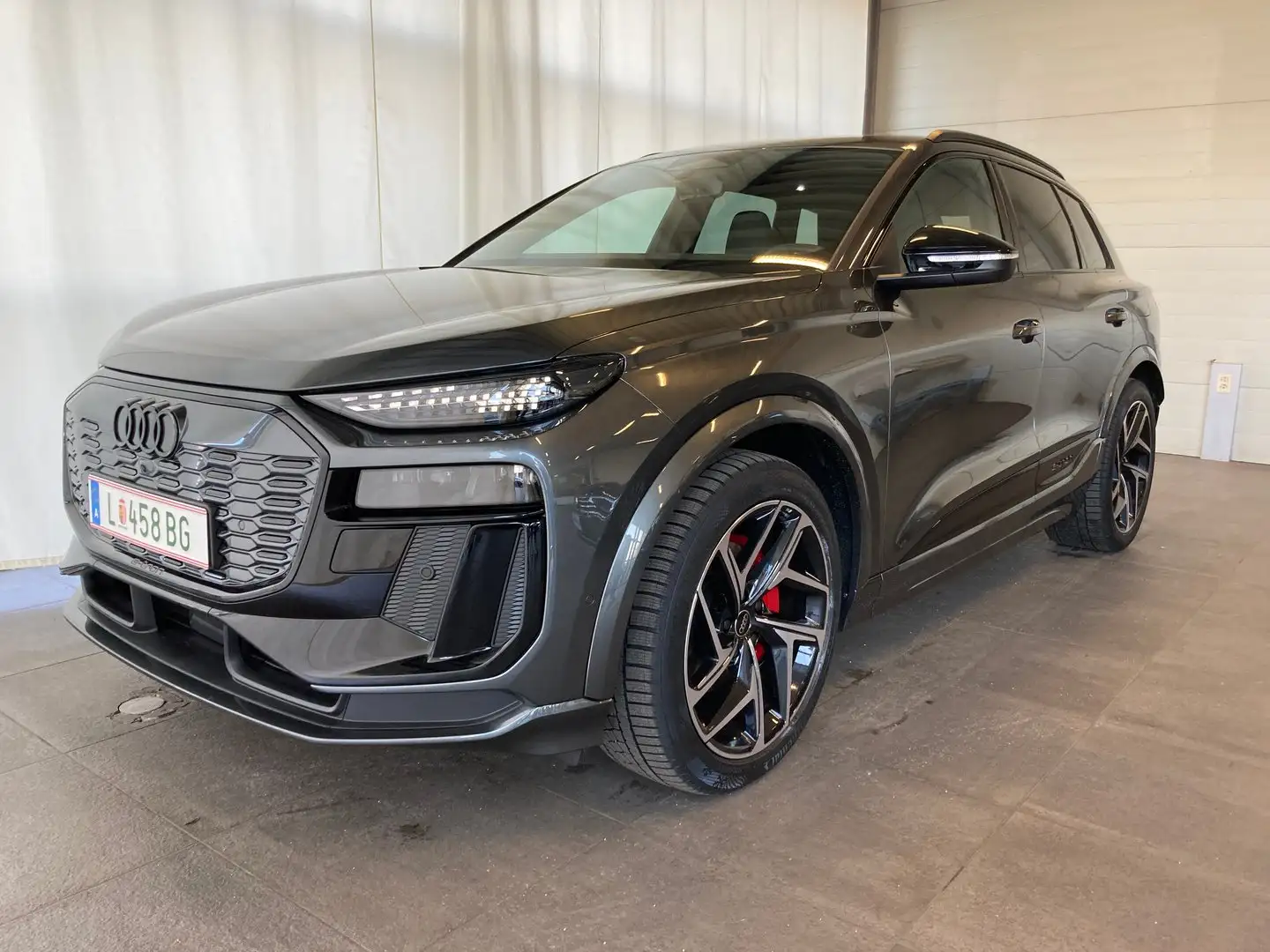Audi Q6 e-tron e-tron quattro Gris - 1