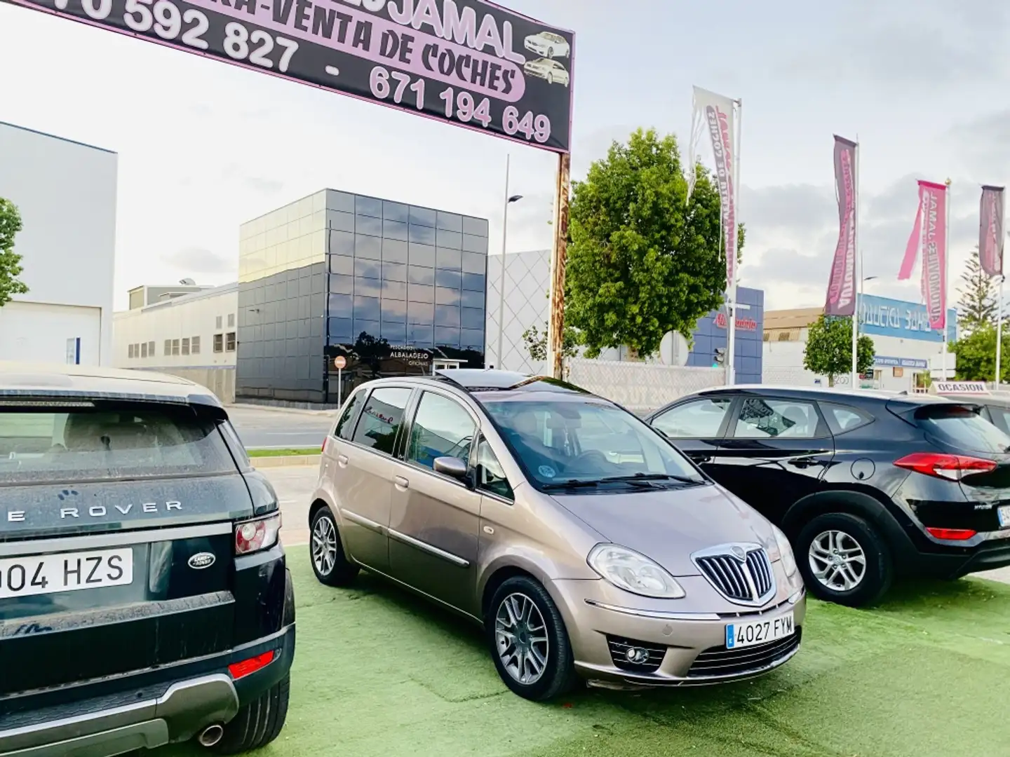 Lancia MUSA Pequeño Automático de 5 Puertas Beige - 1