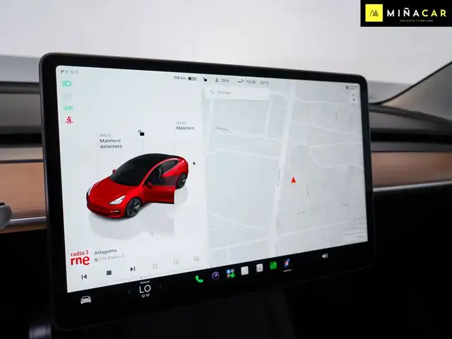 Tesla Model 3 view 11