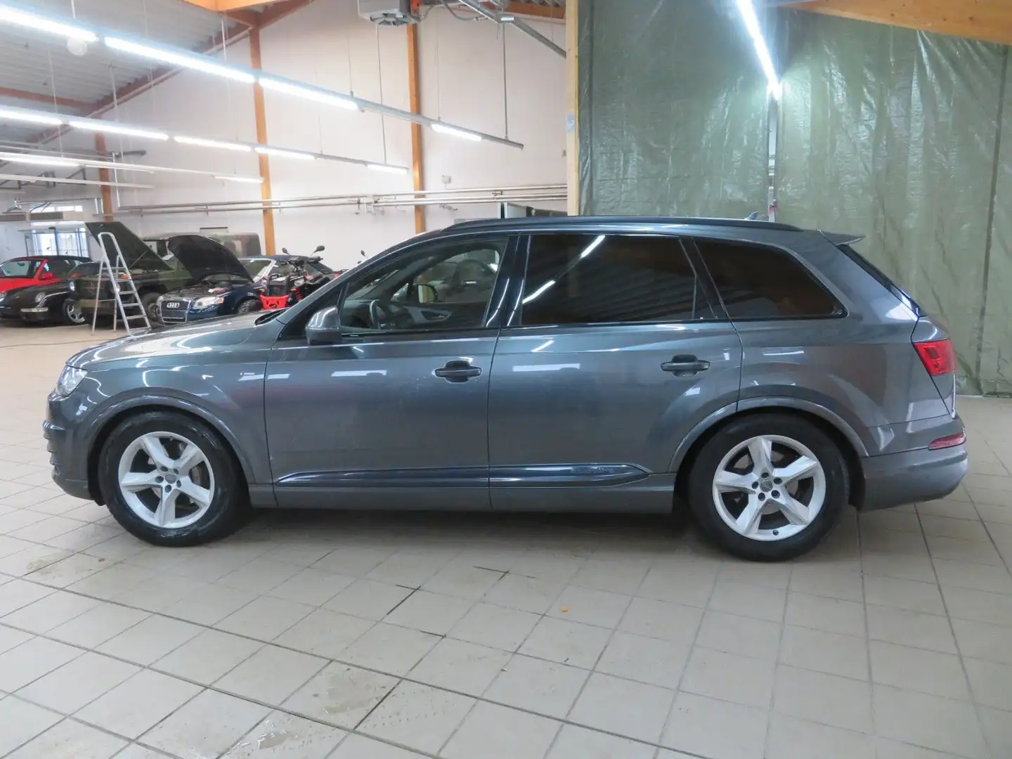 Audi Q7 3.0 TDI quattro S-Line*Nachtsicht*HeadUp*AHK Grau - 2