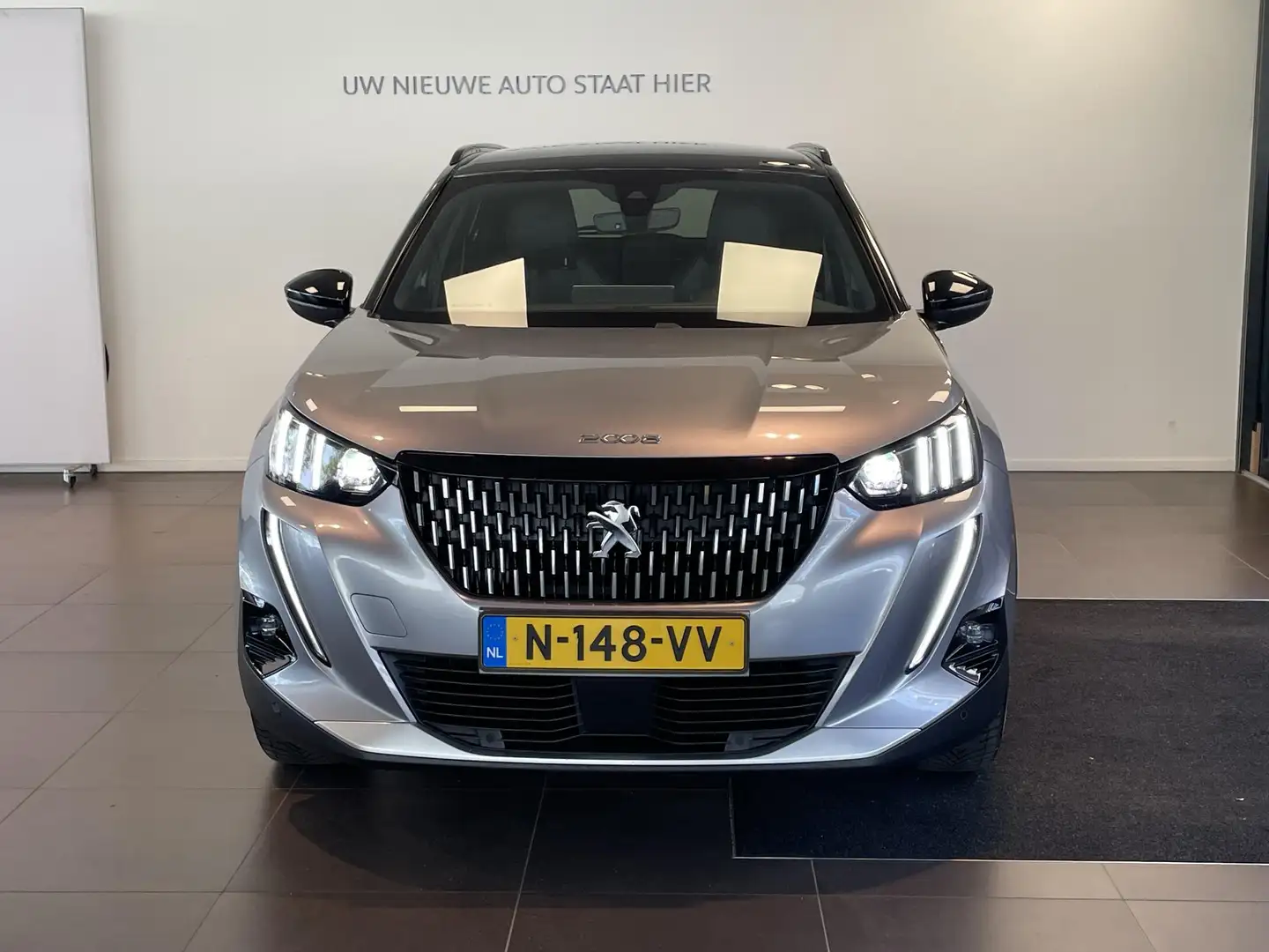 Peugeot 2008 GT 1.2 Turbo 130pk | NAVI | CAMERA | CLIMA | 17" L Grijs - 2