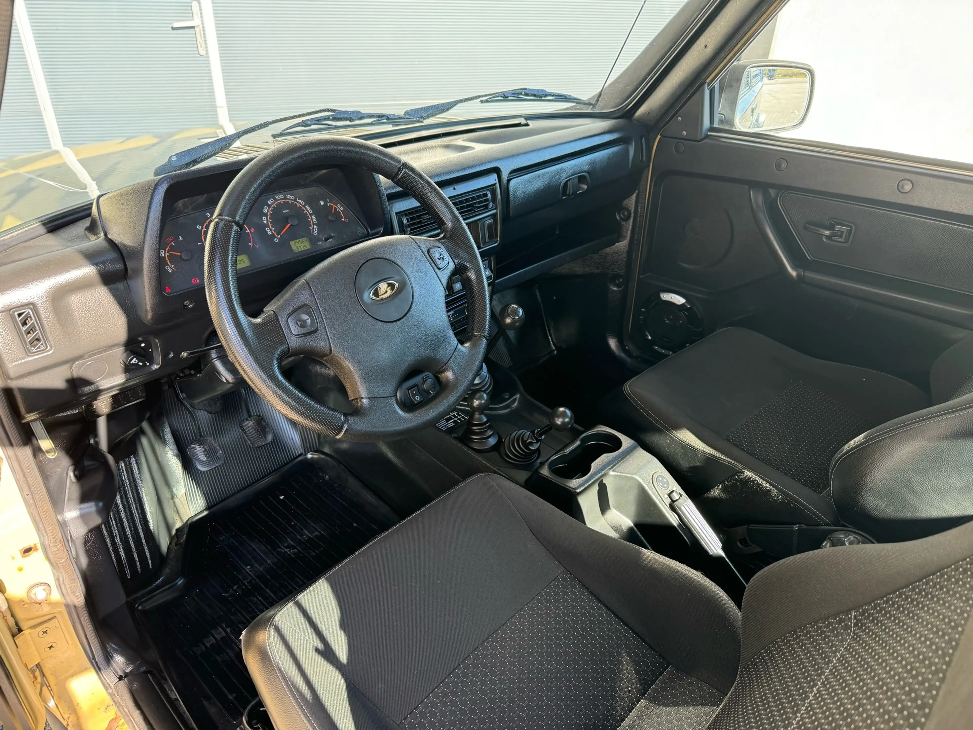 Lada Niva BRONTO 4x4 /Airco/24564KM/Netto €12.500- — photo 2