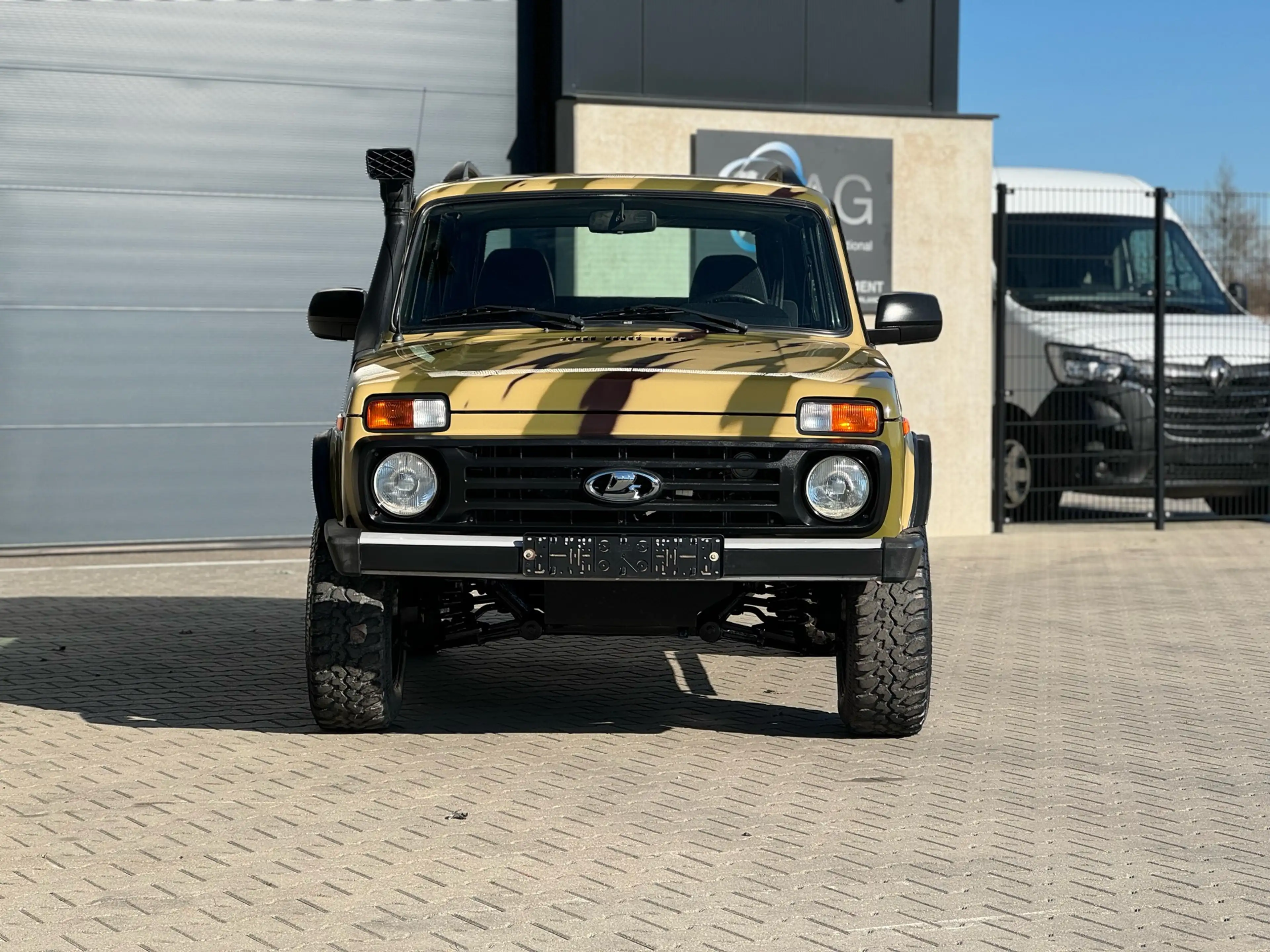 Lada Niva BRONTO 4x4 /Airco/24564KM/Netto €12.500- — photo 7