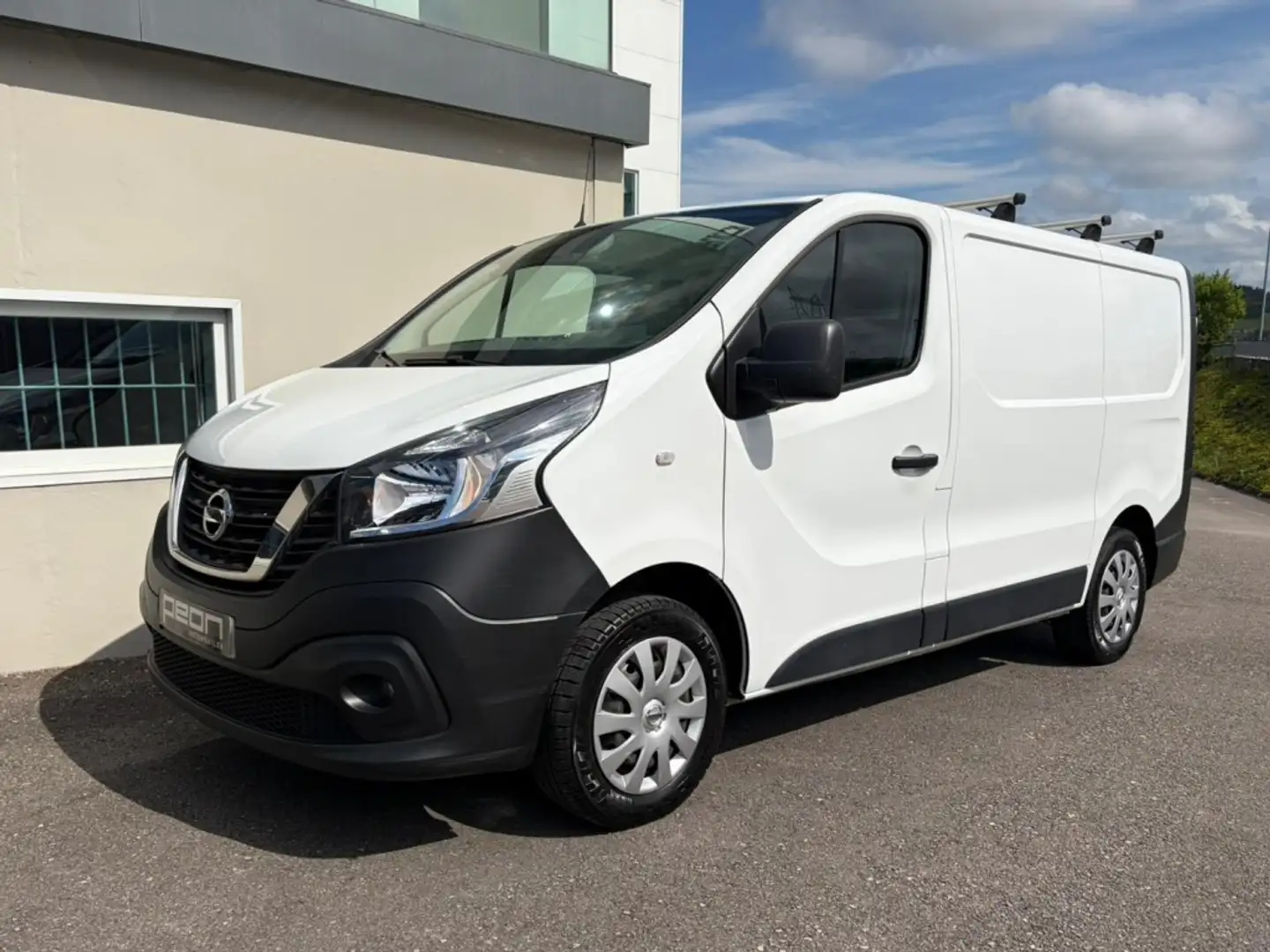 Nissan NV300 Furgón 2.0dCi L1H1 1T Comfort 120 Blanco - 1