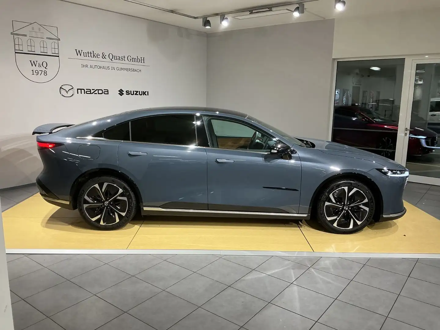 Mazda 6e Takumi Plus *Sony*Head-Up*Leder*Pano*360* Gris - 2