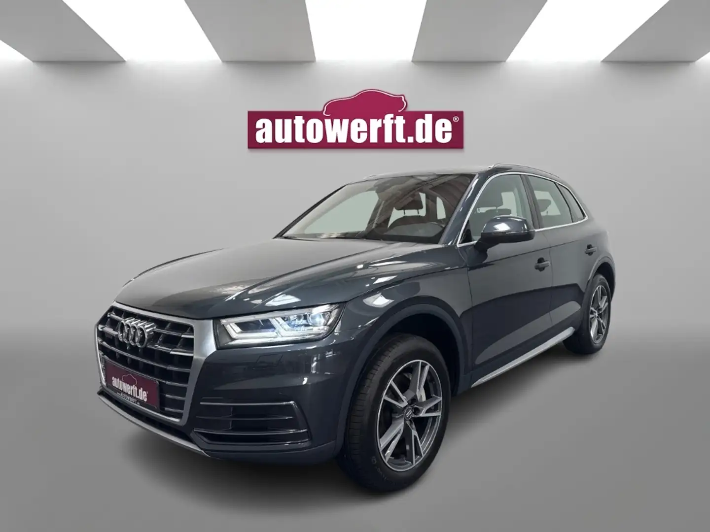 Audi Q5 40 QU DESIGN LED CAM NAVI 19Z PDC SHZ Grau - 1