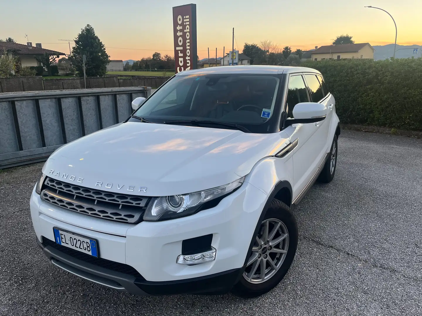 Land Rover Range Rover Evoque 5p 2.2 td4 Dynamic 150cv Interni pelle Tagliandata Weiß - 1