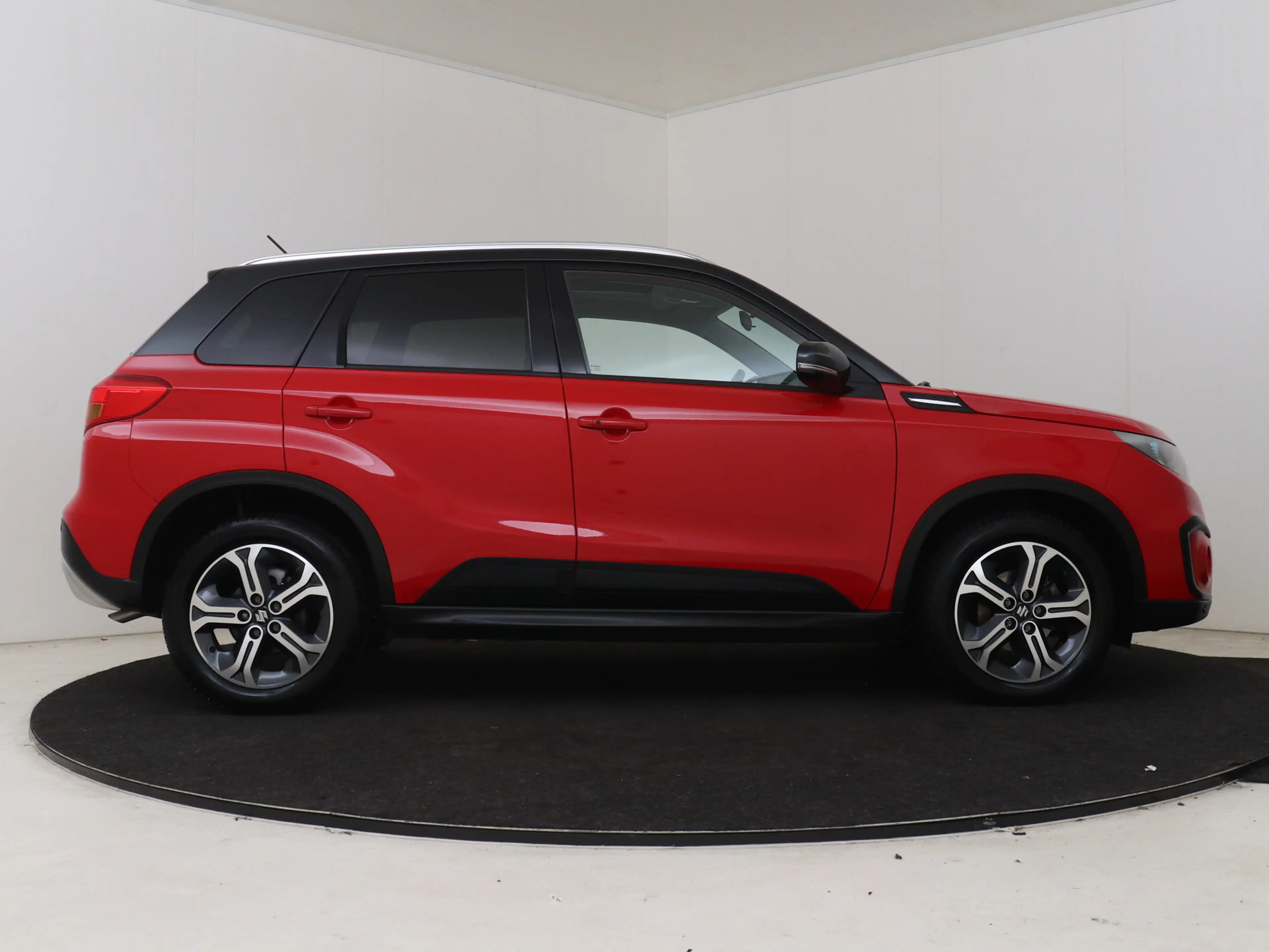 Suzuki Vitara 1.6 Exclusive Panoramadak | dodehoekdetectie | NL — photo 14
