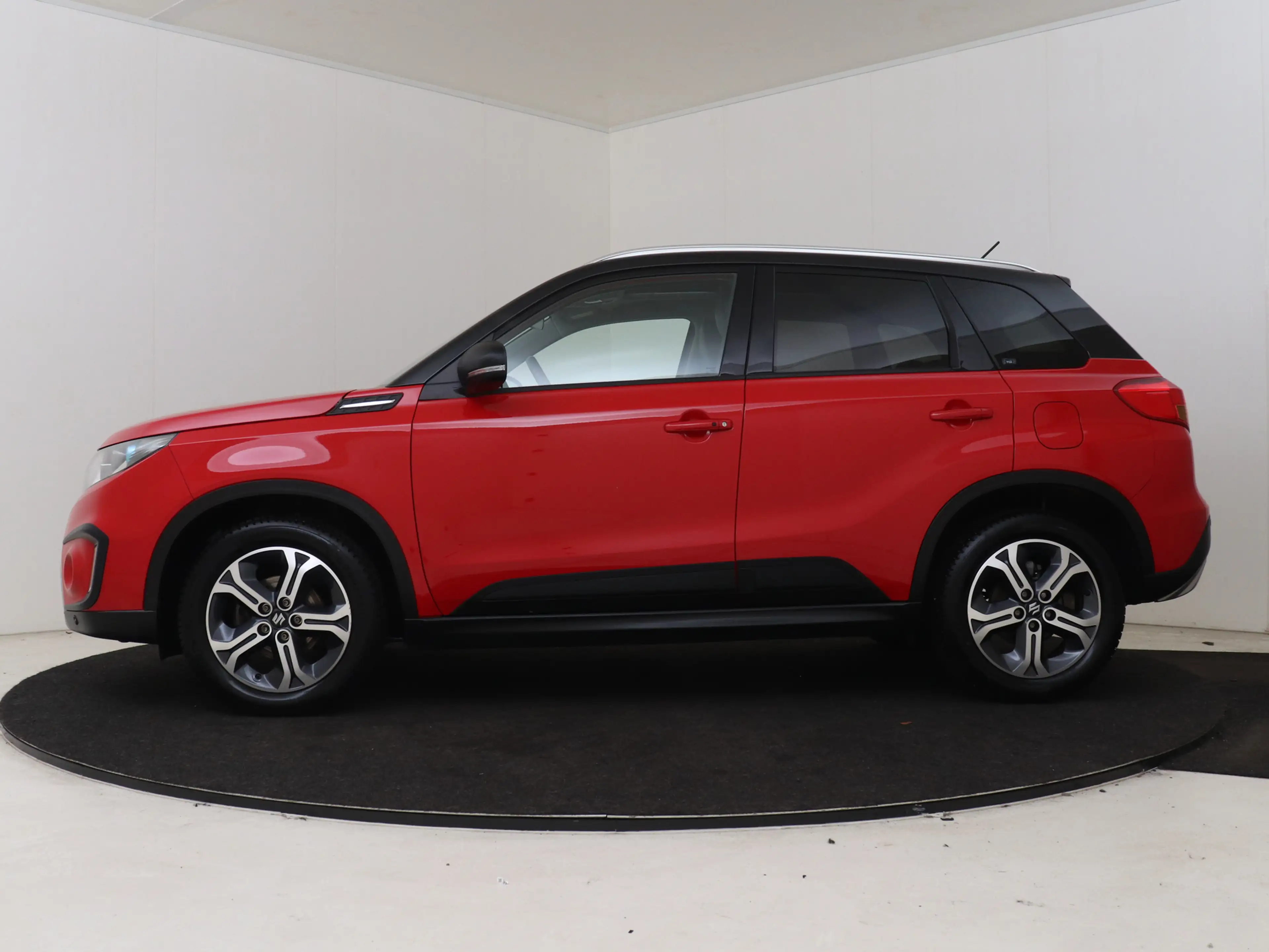 Suzuki Vitara 1.6 Exclusive Panoramadak | dodehoekdetectie | NL — photo 3