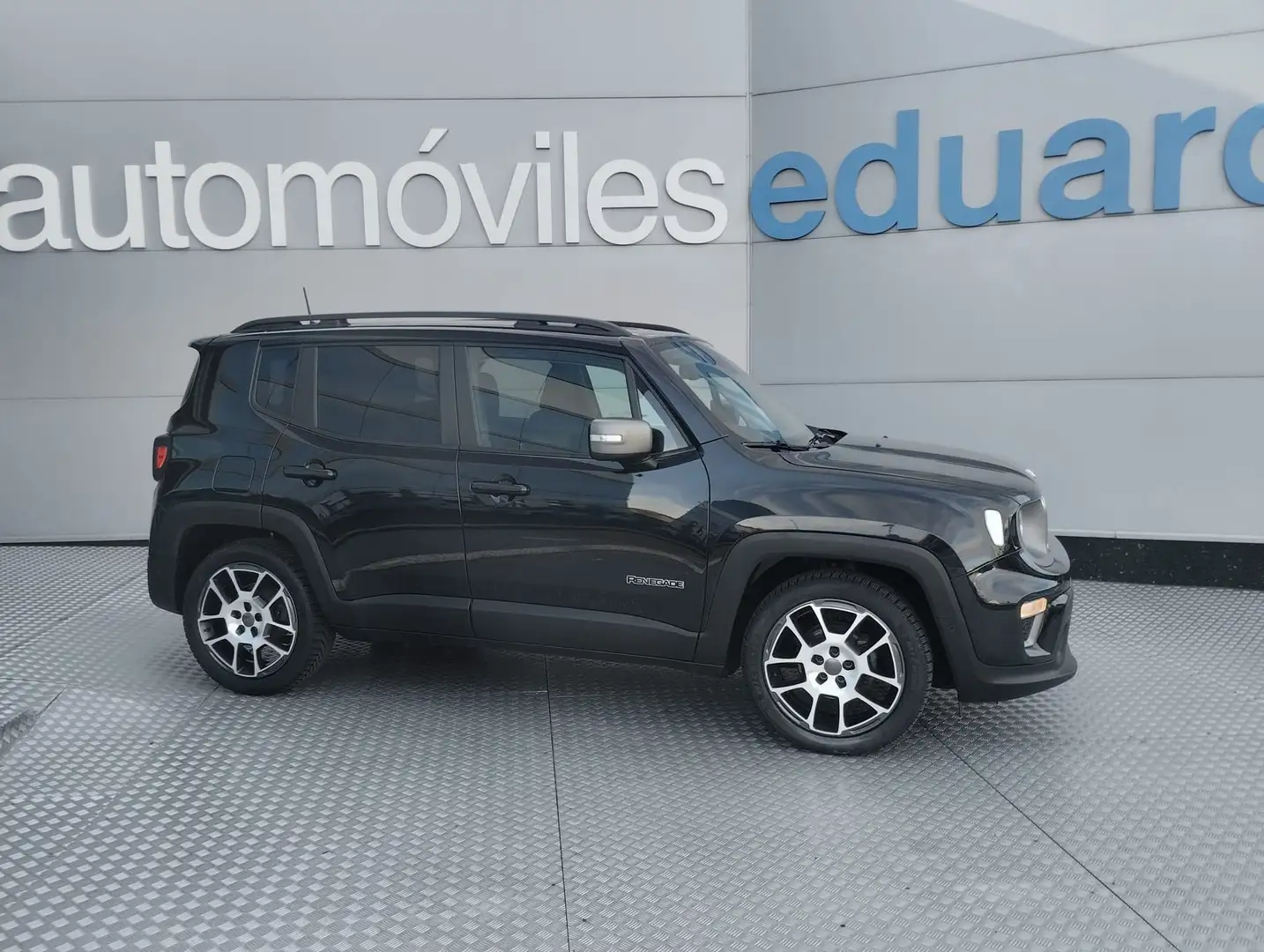 Jeep Renegade 1.0 Limited 4x2 Schwarz - 1