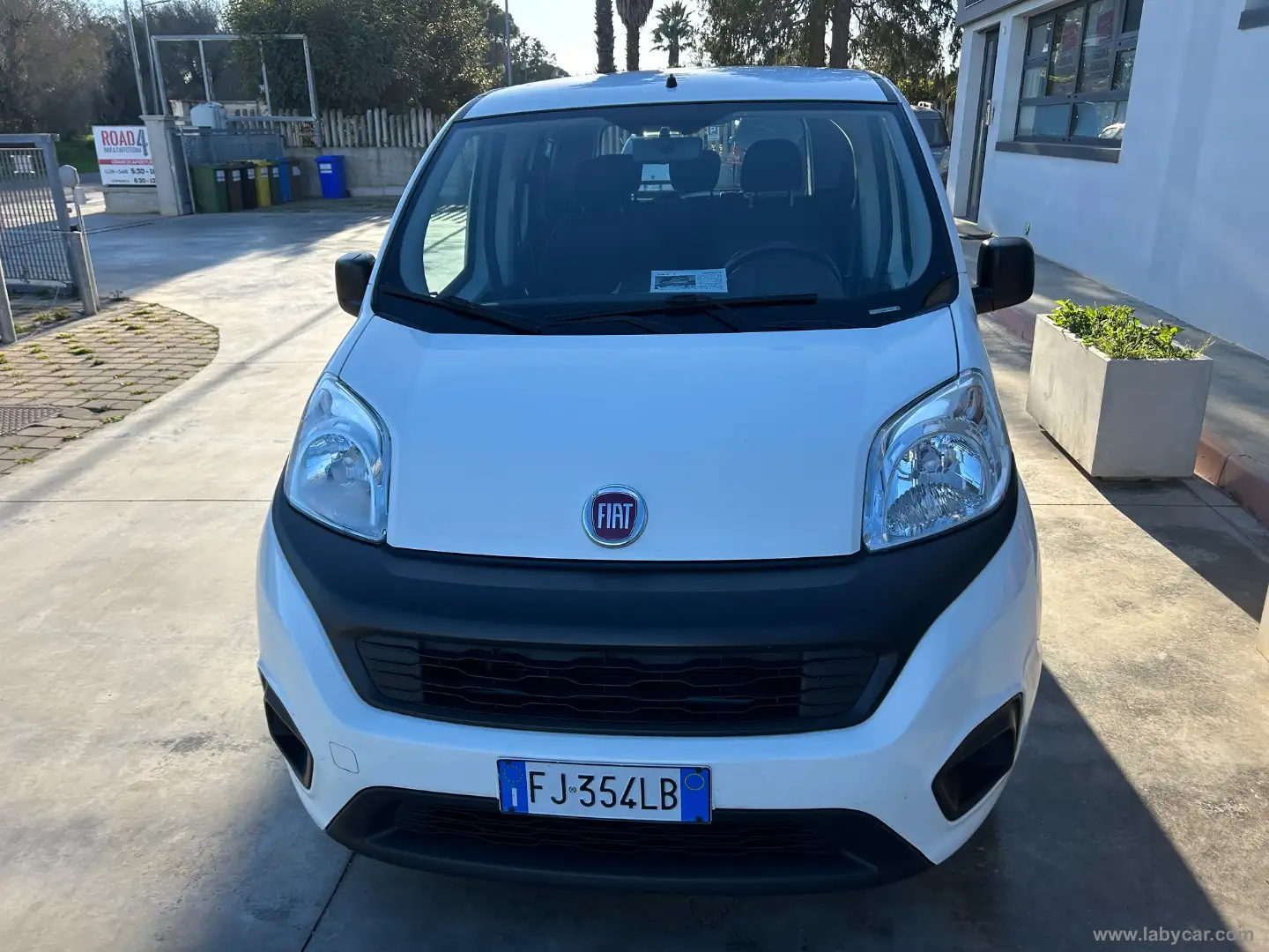 Fiat Qubo 1.4 8V 77 CV Lounge Natural Power Blanc - 2