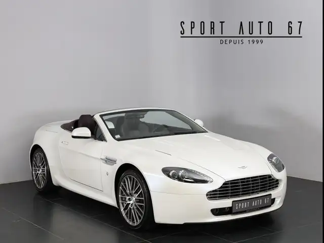 Aston Martin V8 ROADSTER 4.7 L