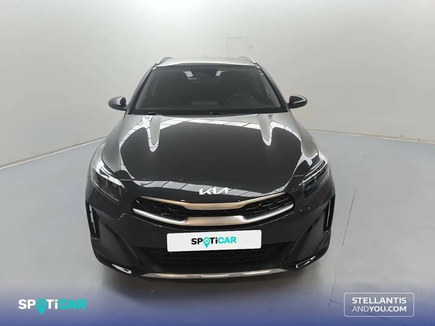 Kia XCeed 1.0 T-GDi 74kW (100CV) Drive Gris - 2