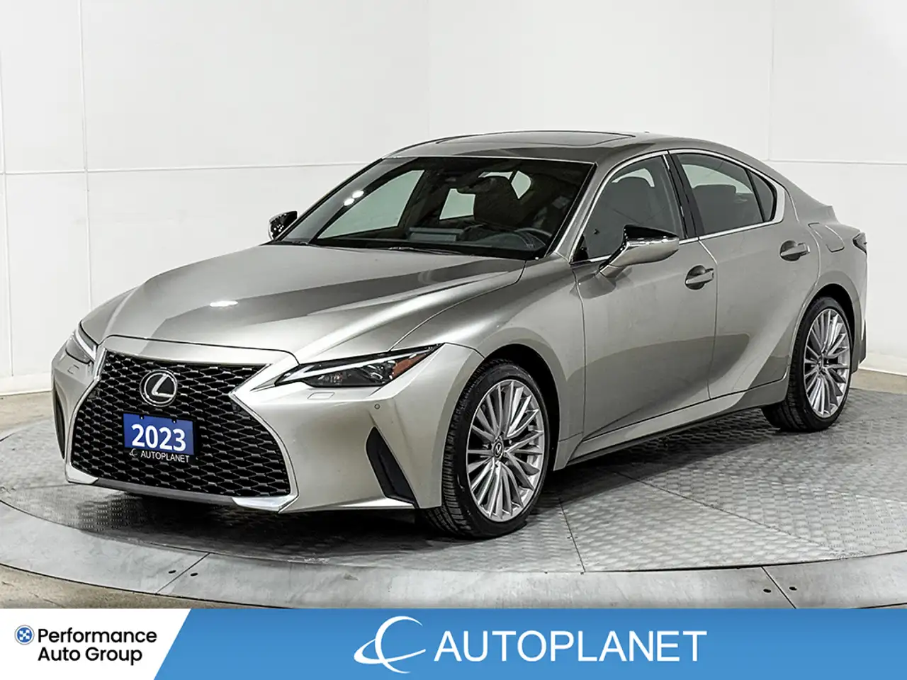 2023 Lexus IS