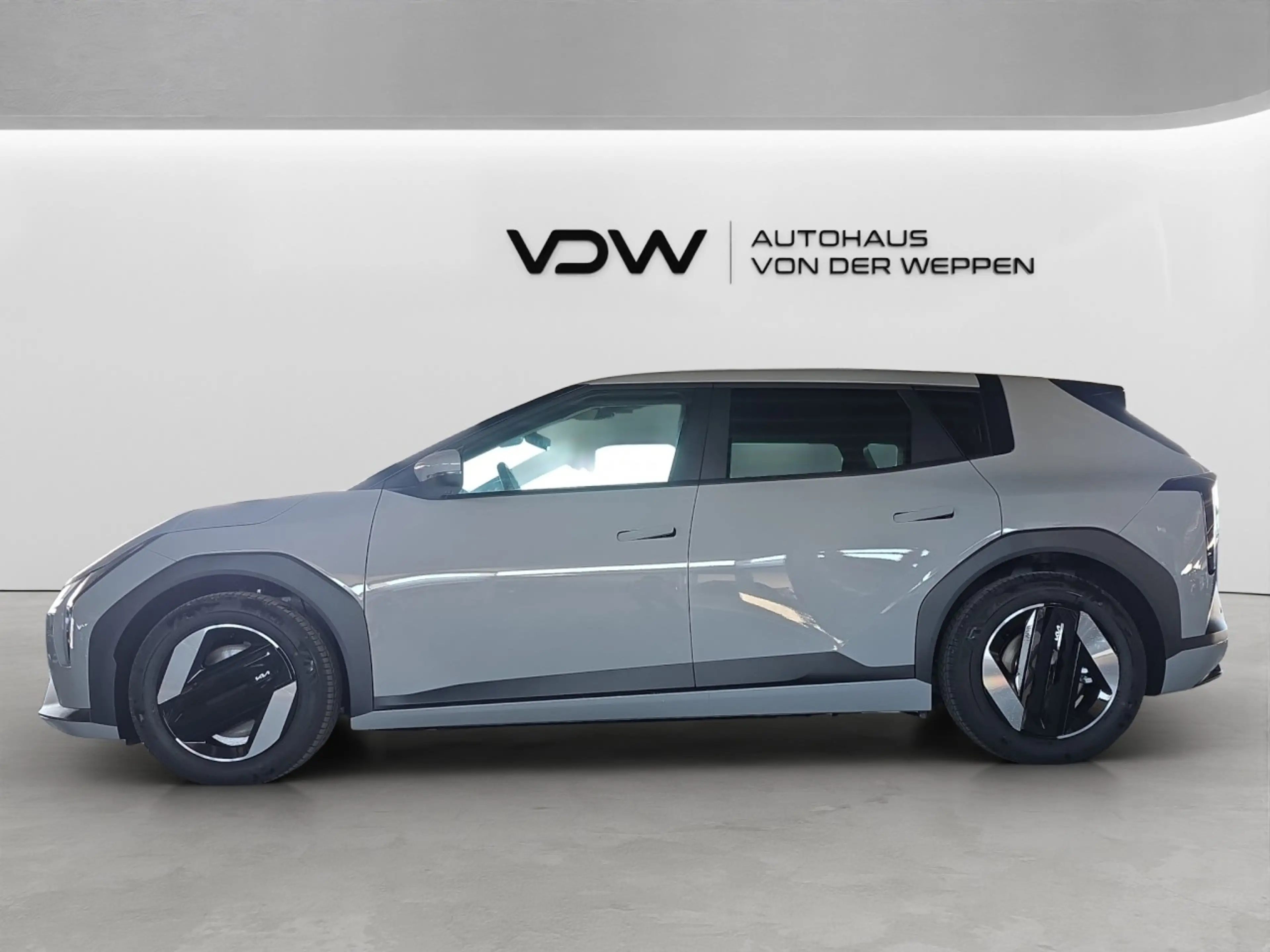 Kia EV4 150 kW Earth Klima Navi Rückfahrkamera — photo 3