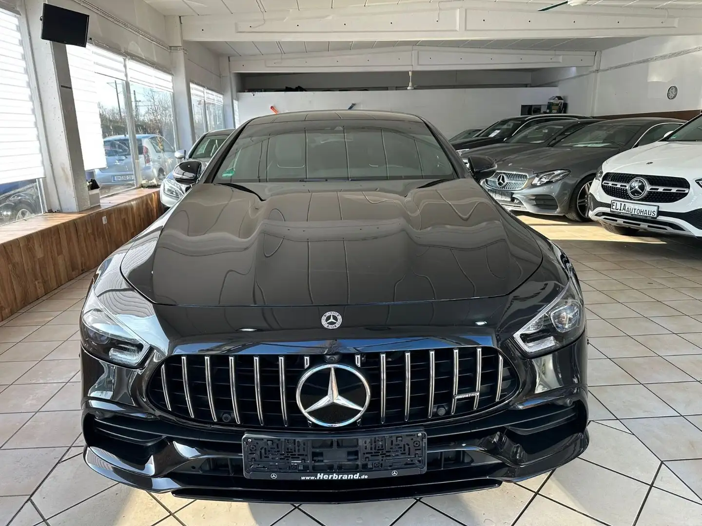 Mercedes-Benz AMG GT 43    4-trg.3.0 Liter, Benzin Mildhybrid Negro - 1