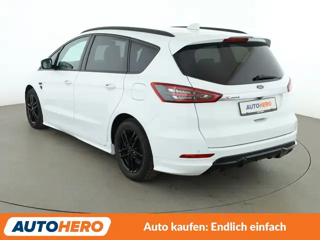 Ford S-Max view 4