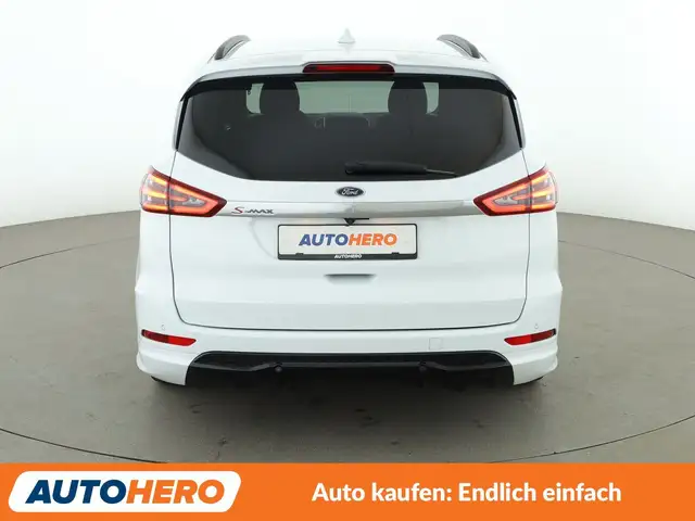 Ford S-Max view 5