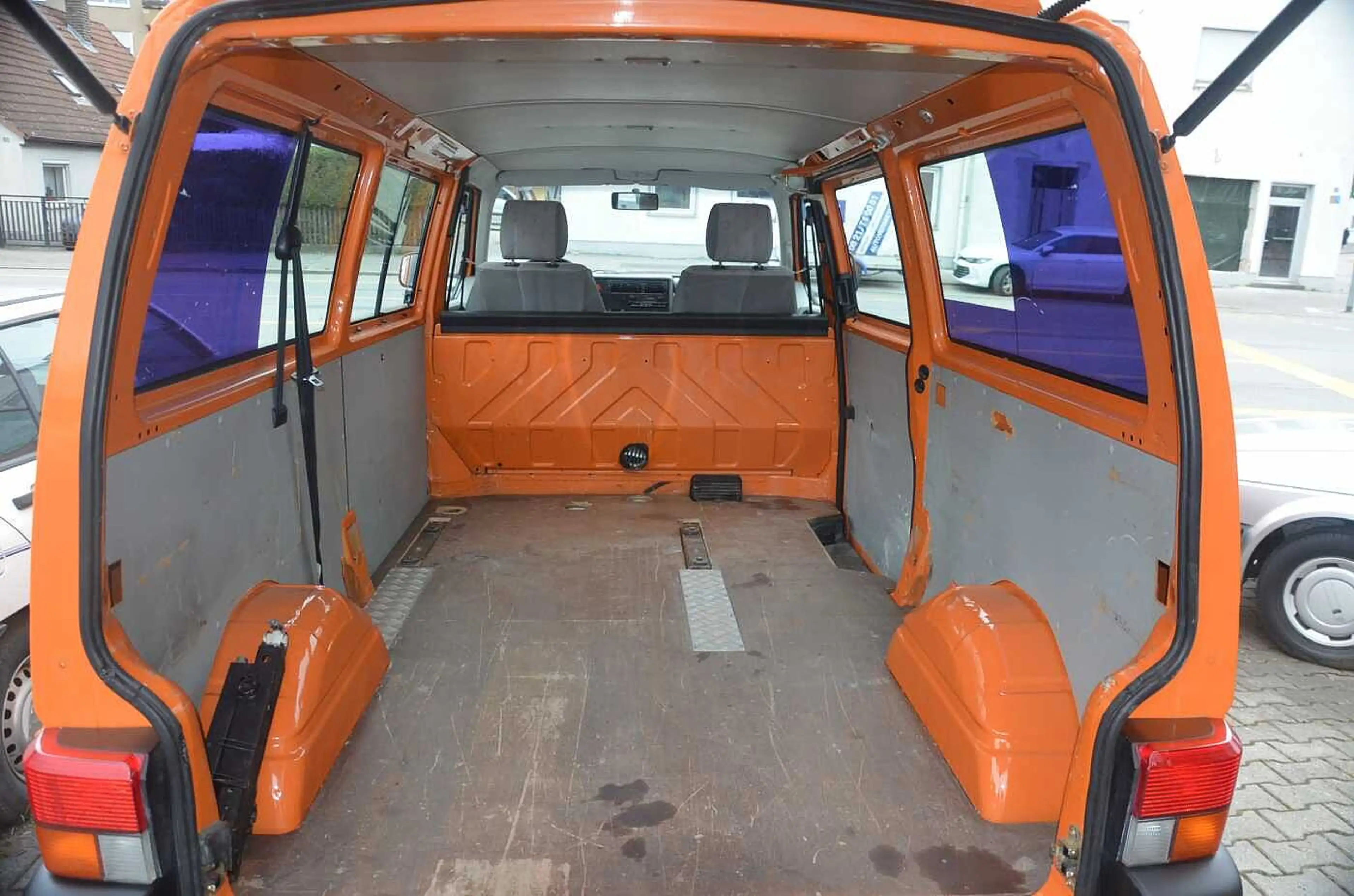 Volkswagen T4 Bus Kombi 2,5TDI, langer Radstand, — photo 4