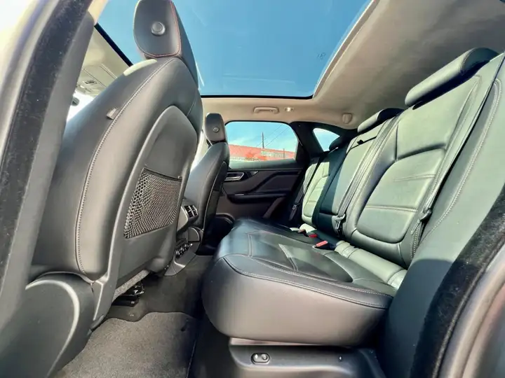 Jaguar F-Pace 2019, foto 14