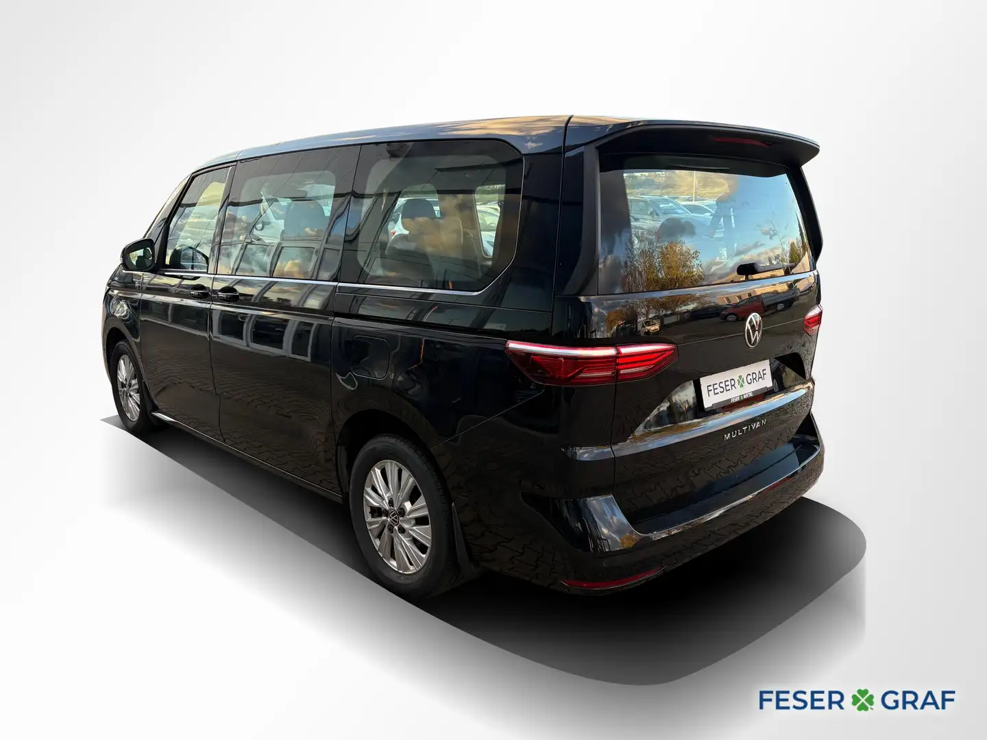 Volkswagen T7 Multivan 2.0TSI LÜ Travel/AHK/StHz/Kamera/Nav Schwarz - 2