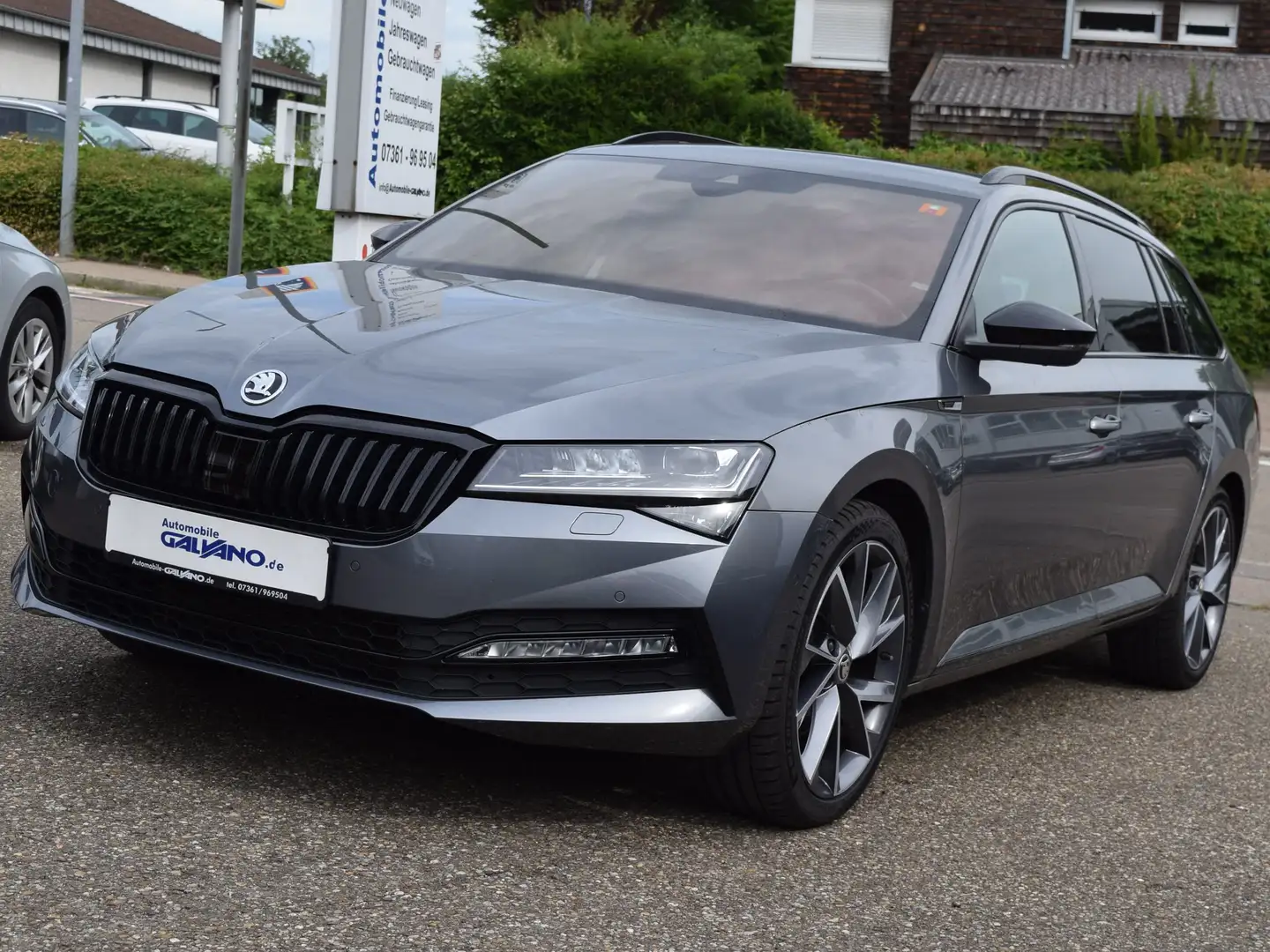 Skoda Superb Sportline ACC AHK R-Kamera DCC Grijs - 1
