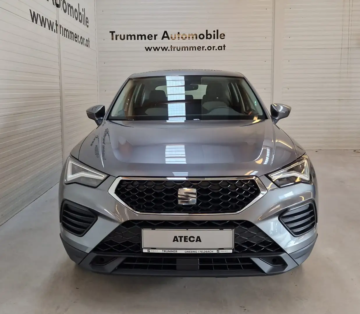 SEAT Ateca Reference Edition 1.0 TSI Grau - 1
