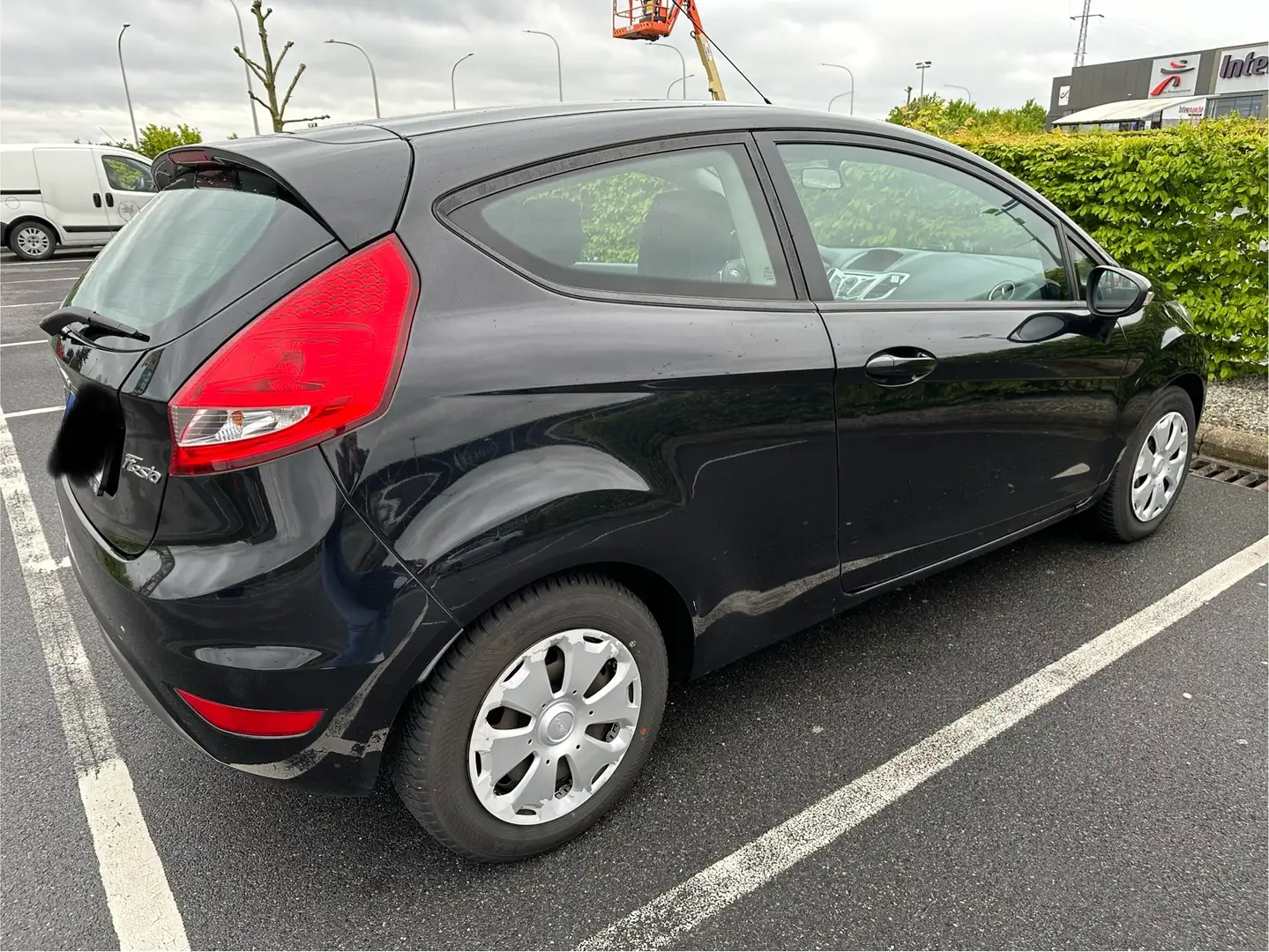 Ford Fiesta 1.6 TDCi Sound Connection ECOnetic Noir - 2