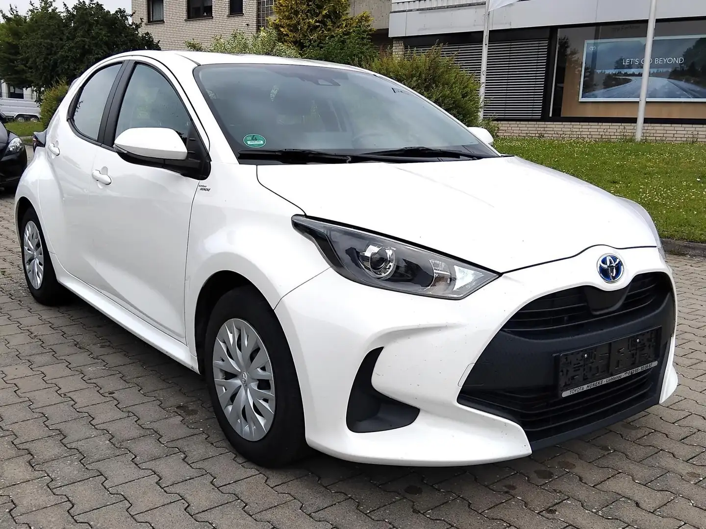 Toyota Yaris Hybrid Comfort, Allwetter, AHK abnehmbar Blanco - 2