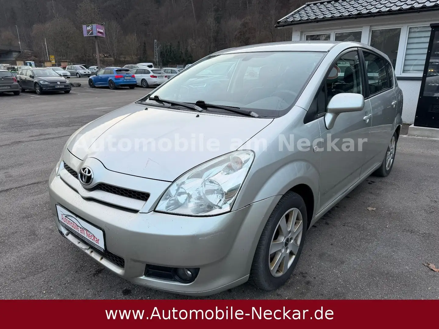 Toyota Corolla Verso 1.8 Sol-7.Sitzer-AHK-Klima-2.Hand- Silber - 1