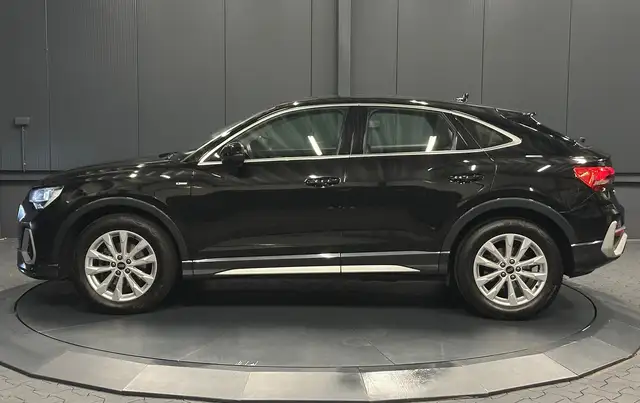 Audi Q3 view 2