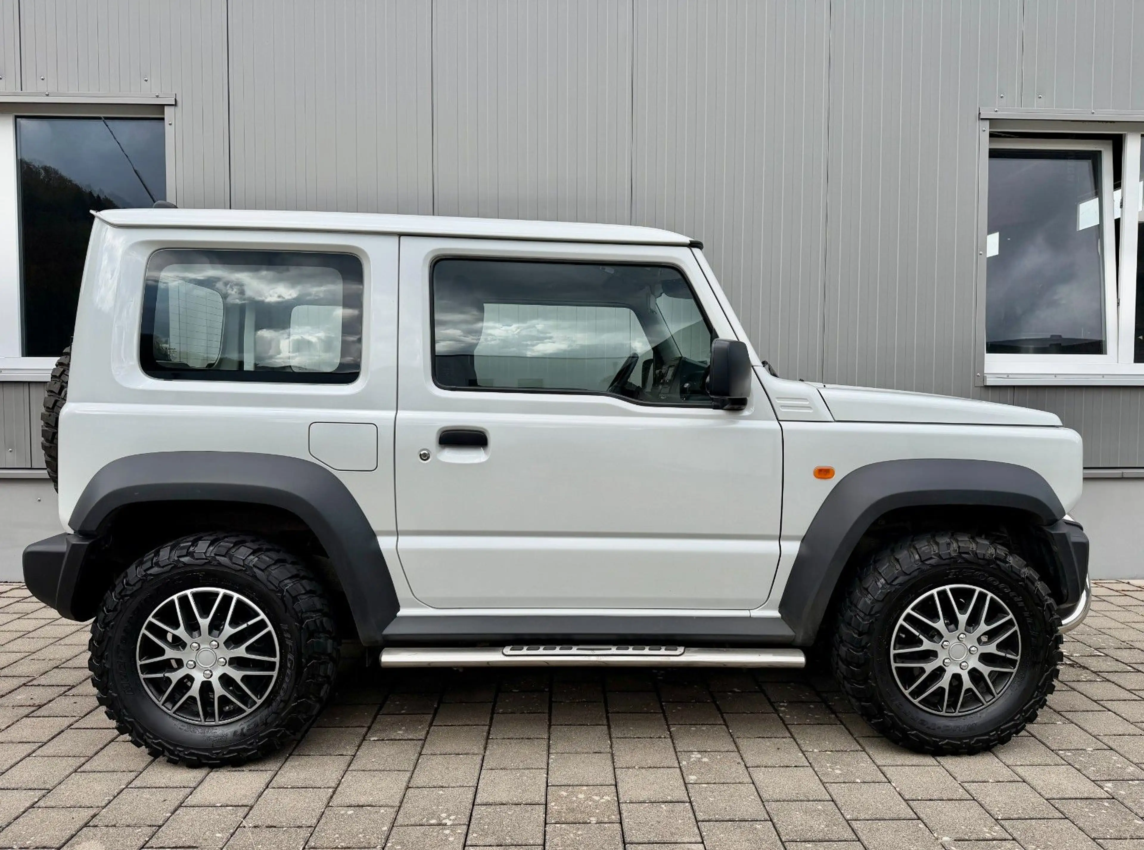 Suzuki Jimny Comfort AllGrip Anhängerkupplung — photo 5