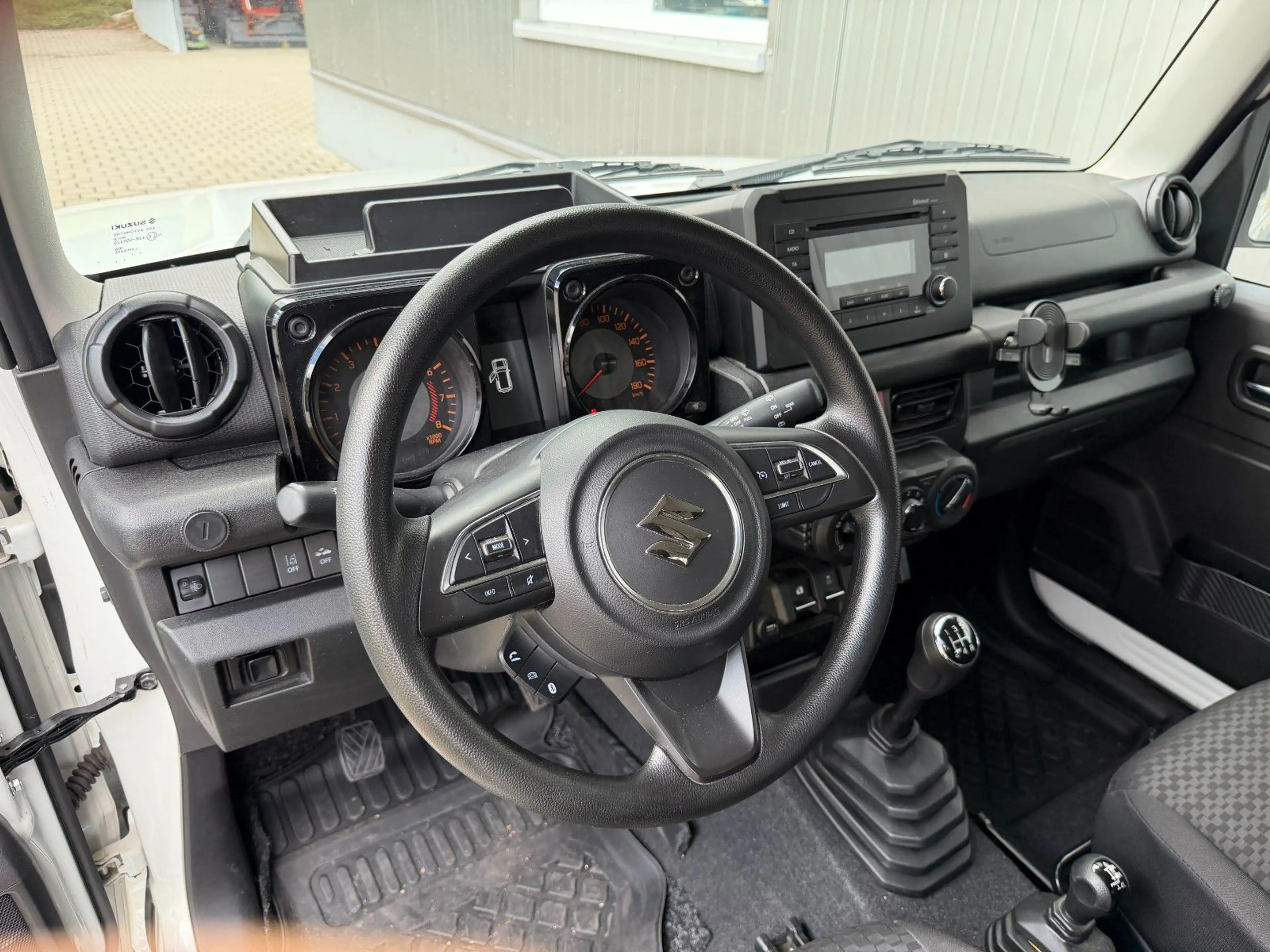 Suzuki Jimny Comfort AllGrip Anhängerkupplung — photo 4