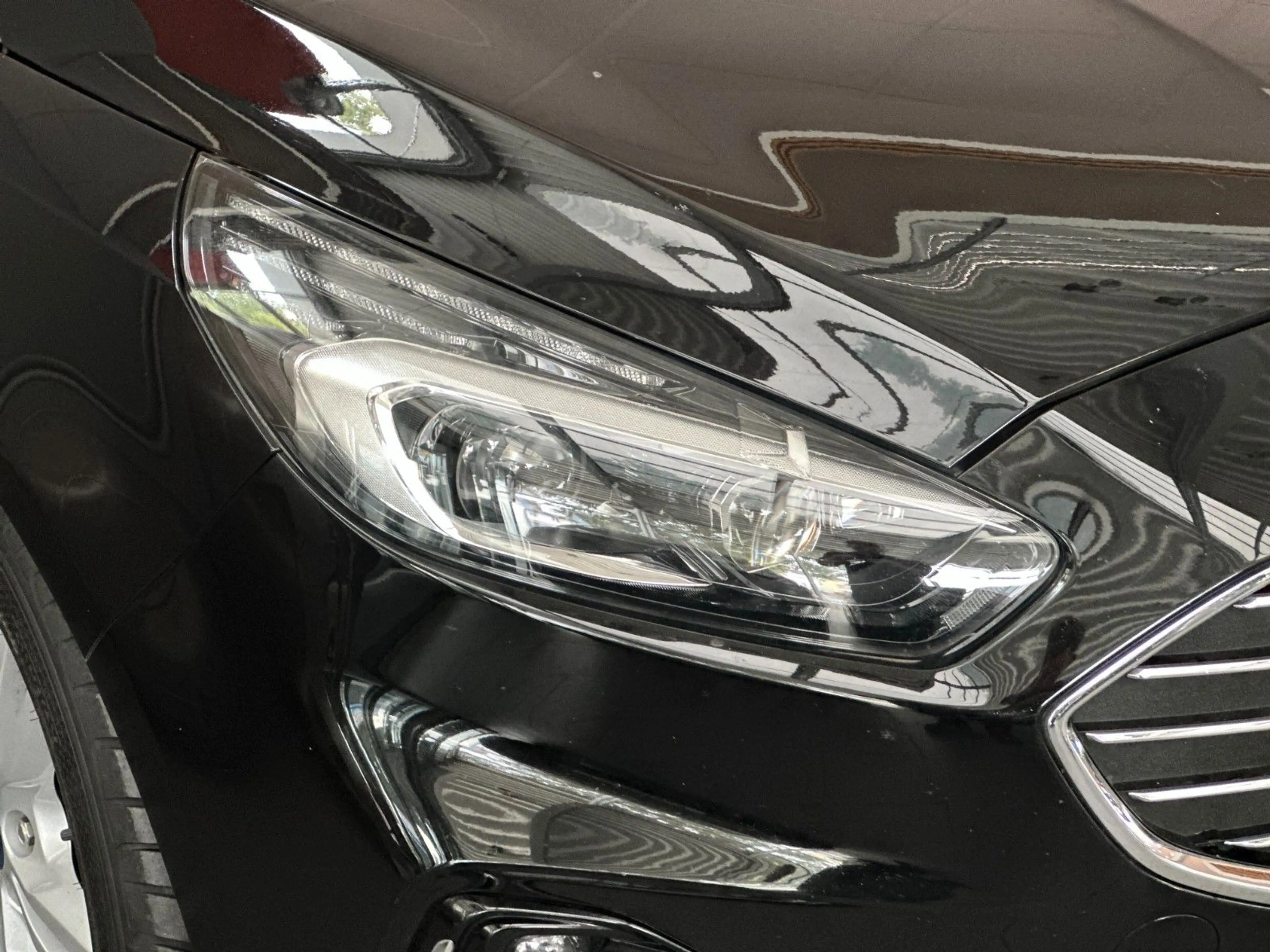 Ford S-Max S-MAX Titanium 2.0 #7-SITZER #AHK #DAB #NAVI #PP — photo 13