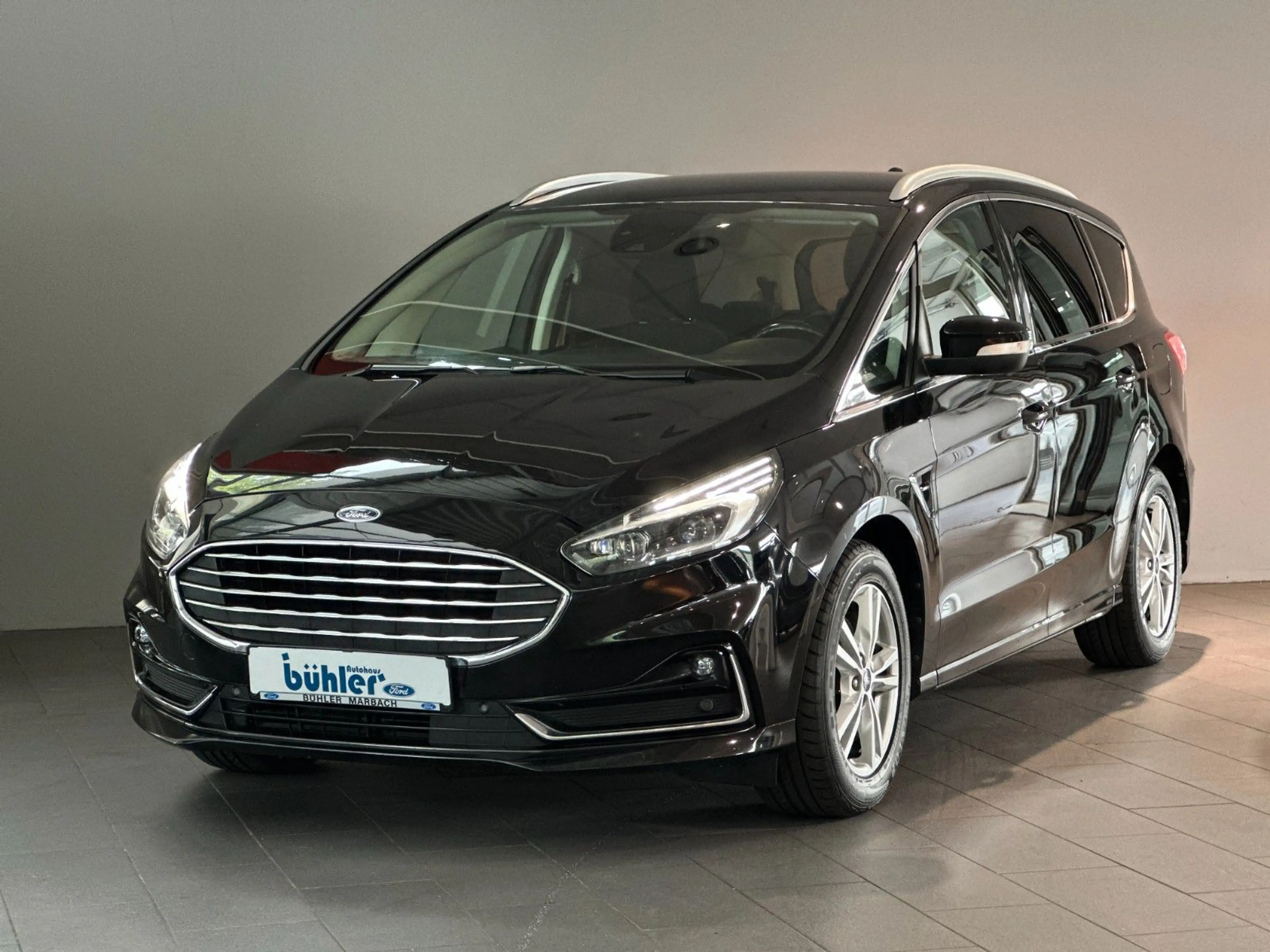 Ford S-Max S-MAX Titanium 2.0 #7-SITZER #AHK #DAB #NAVI #PP