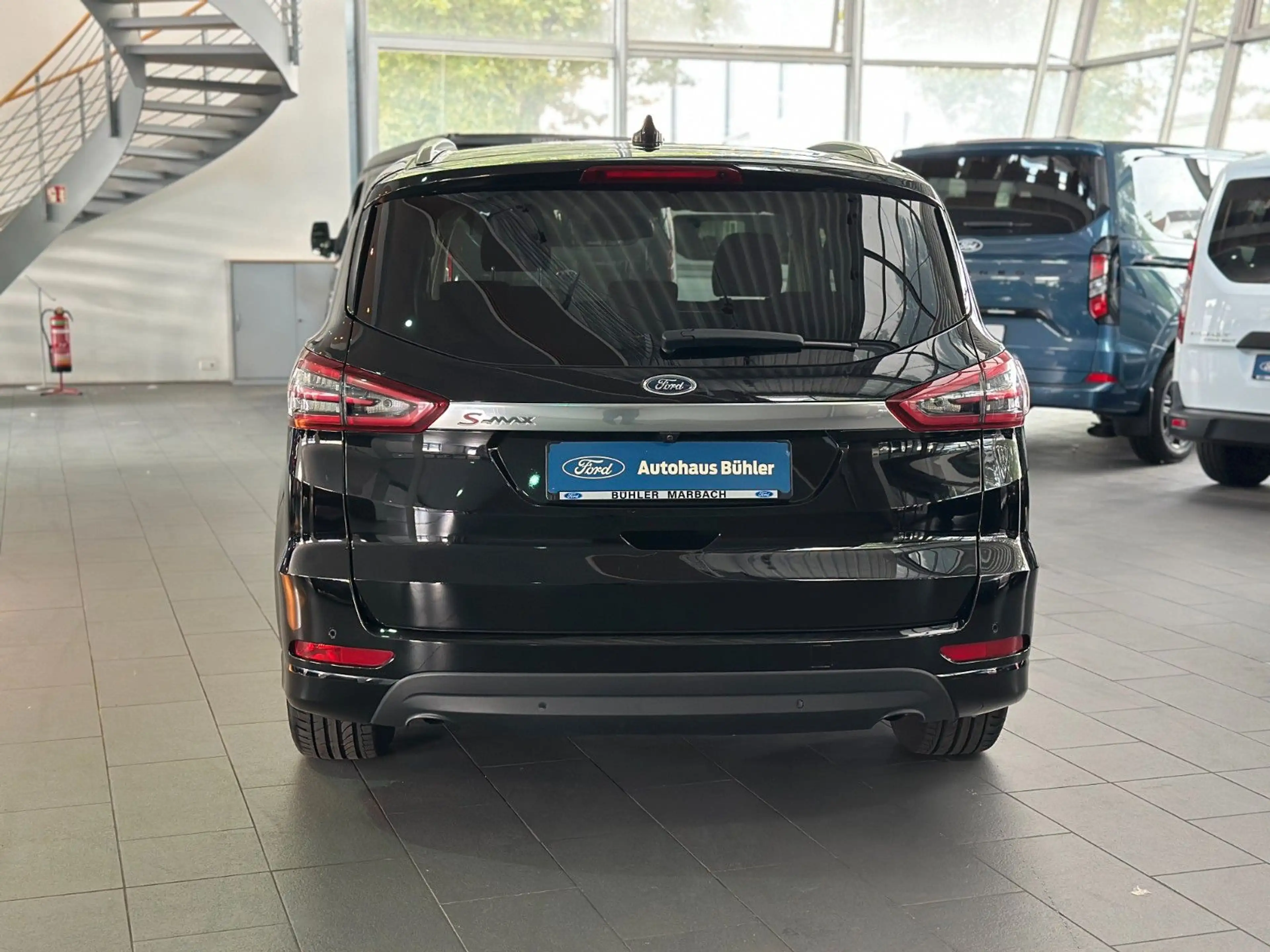 Ford S-Max S-MAX Titanium 2.0 #7-SITZER #AHK #DAB #NAVI #PP — photo 4