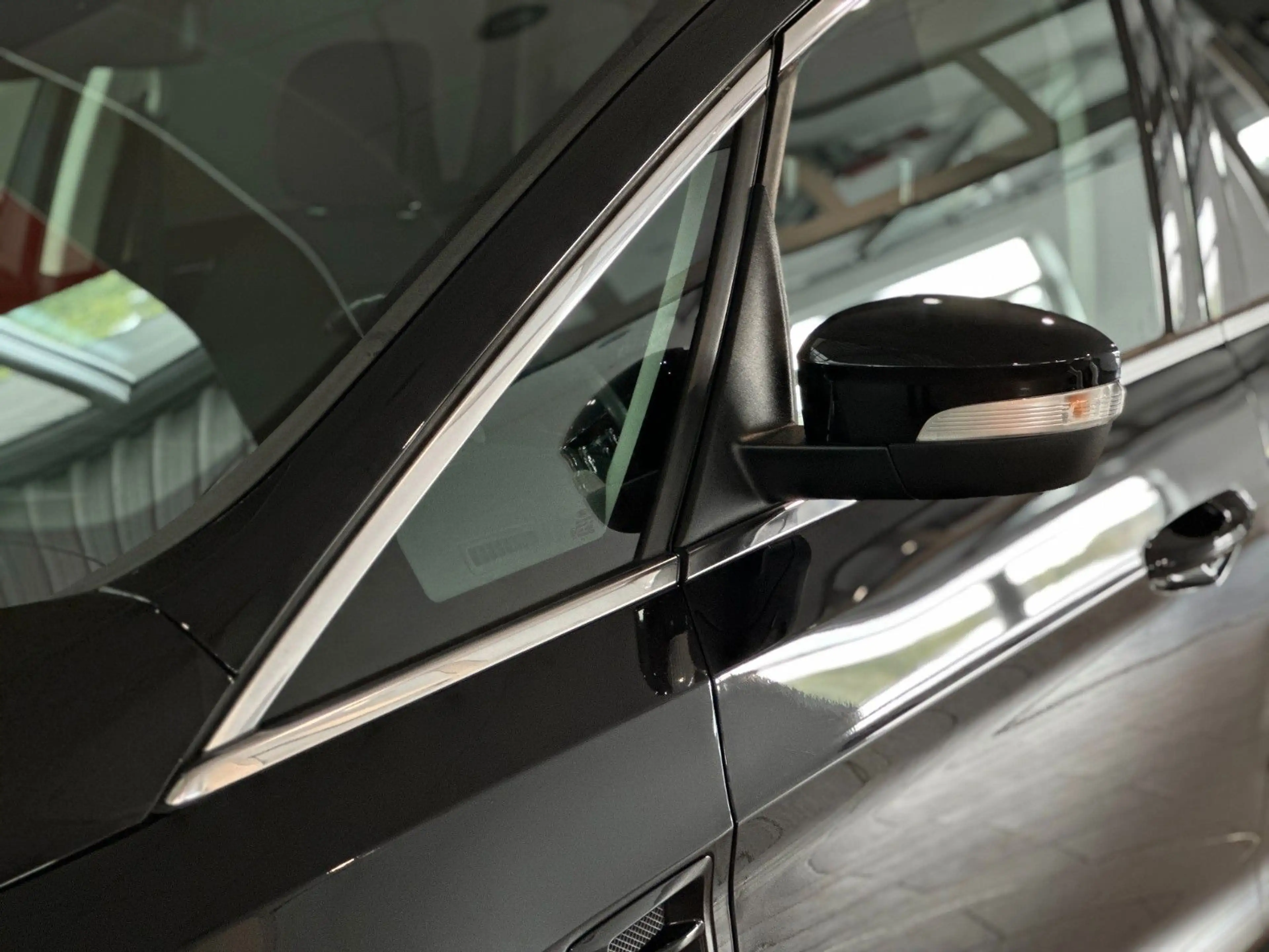 Ford S-Max S-MAX Titanium 2.0 #7-SITZER #AHK #DAB #NAVI #PP — photo 10