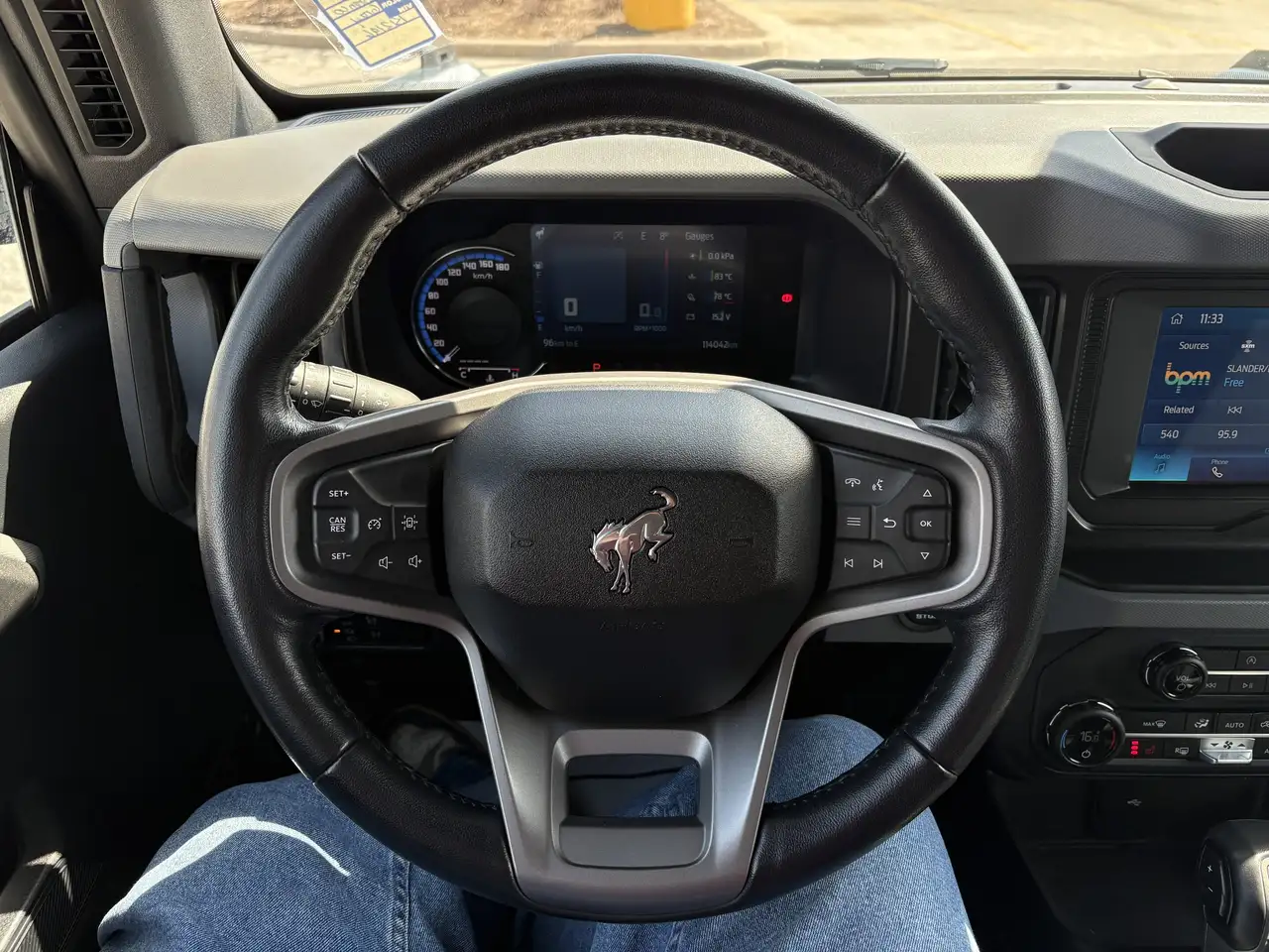Ford Bronco снимка Ford Bronco