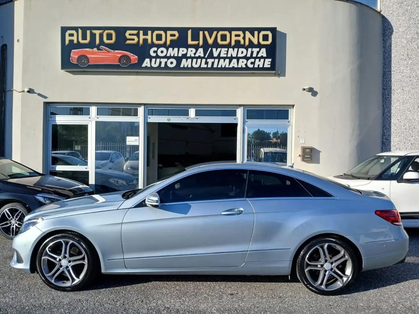 Mercedes-Benz E 220 E 220 CDI Coupé Executive Grigio - 1