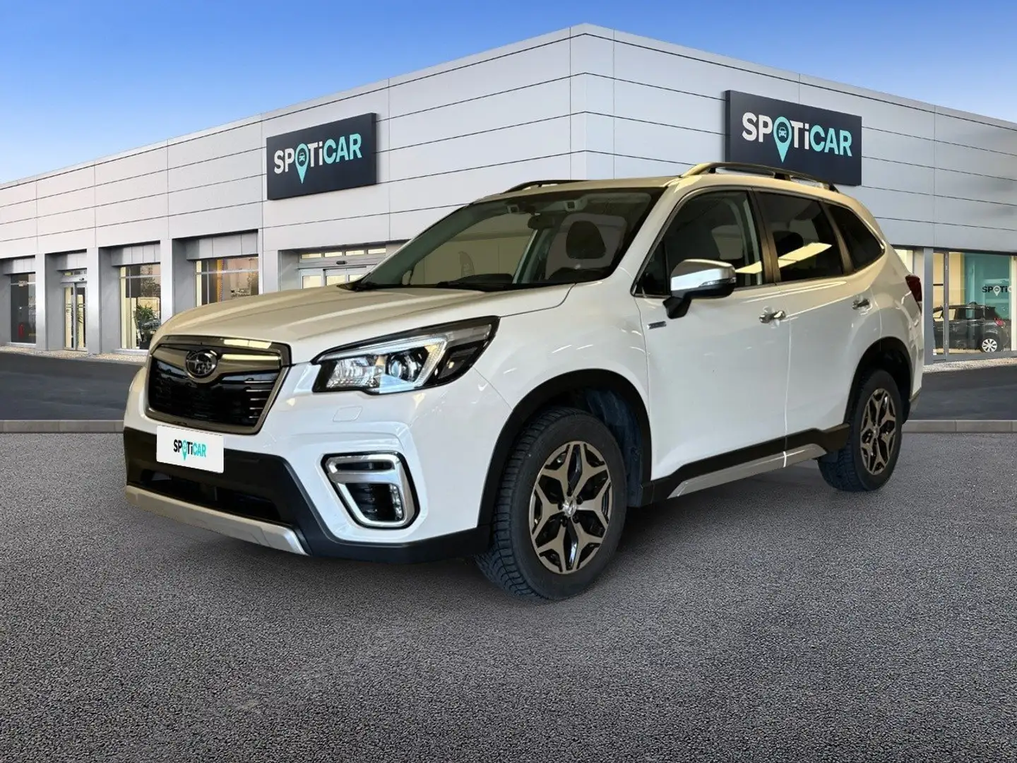 Subaru Forester 2.0 e-Boxer Style auto Bianco - 1