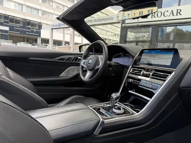 BMW 8 Series view 5