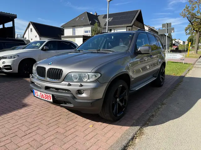 BMW X5 3.0 d Standheizung Panorama Leder HU AU 03/2028