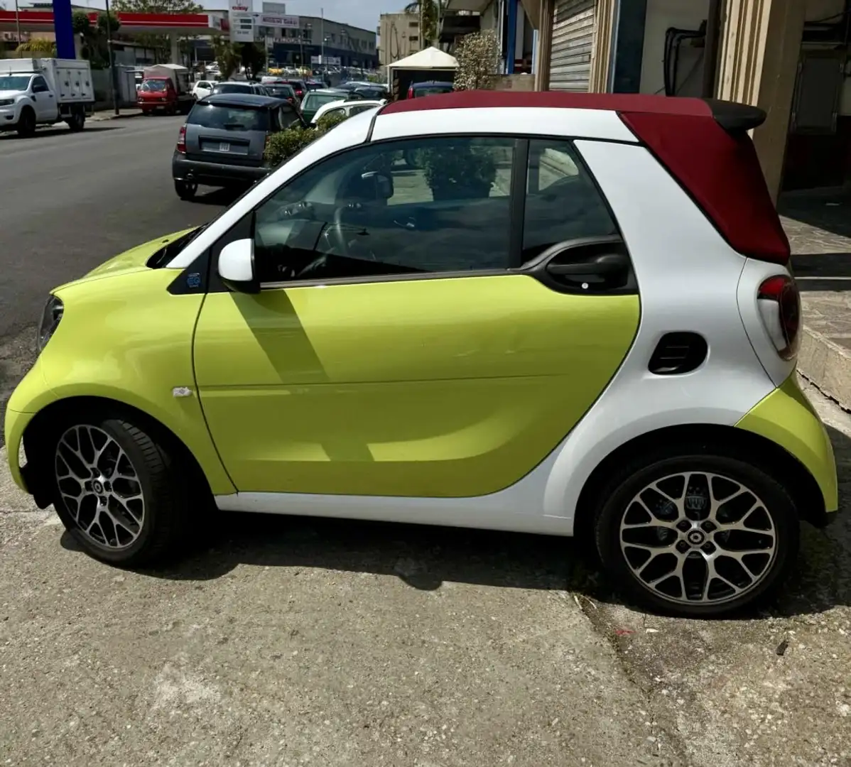smart forTwo Cabrio eq suitered 22kW Pulse Verde - 1