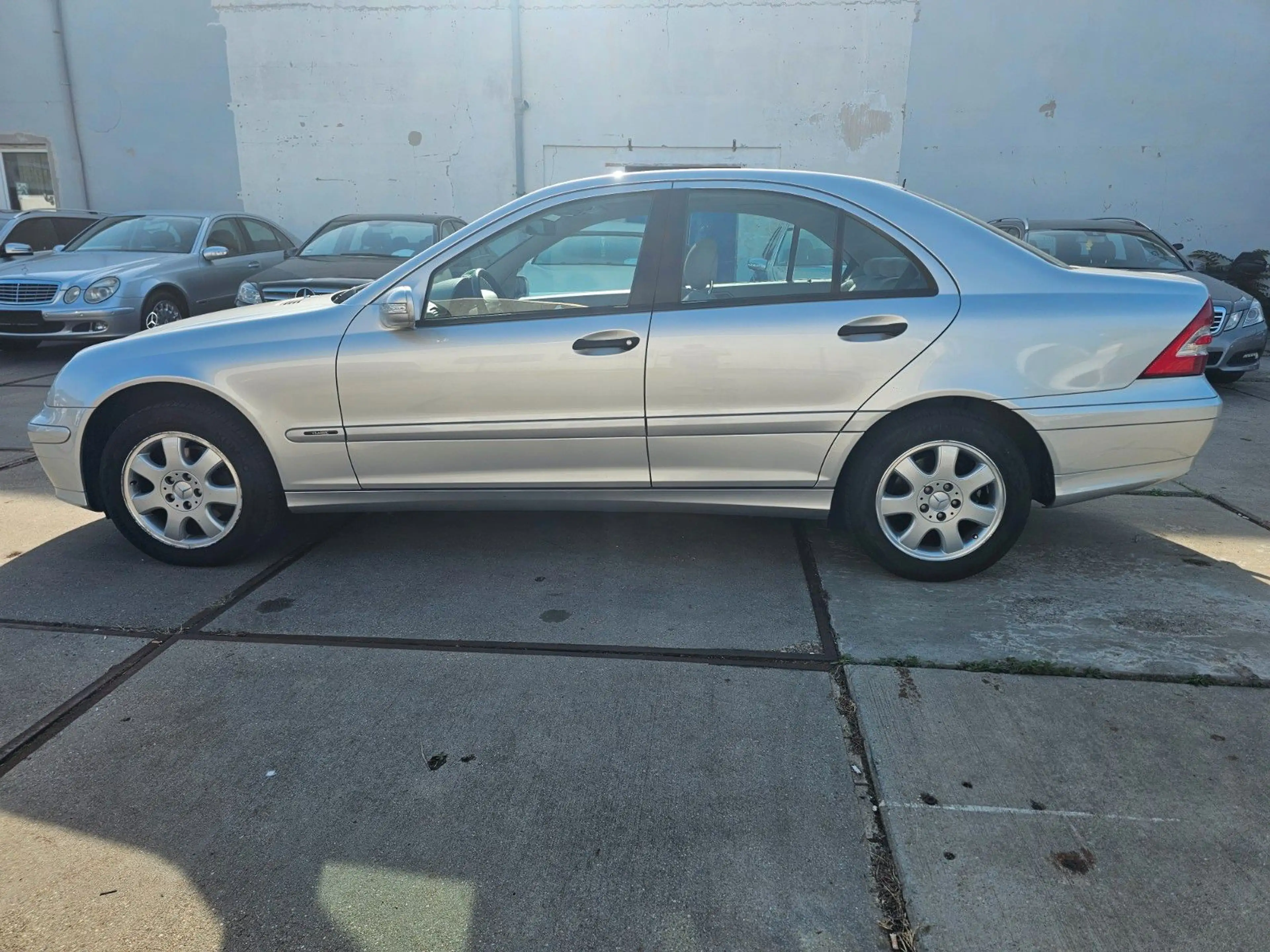 Mercedes-Benz C 220 C Limousine C 220 CDI — photo 9