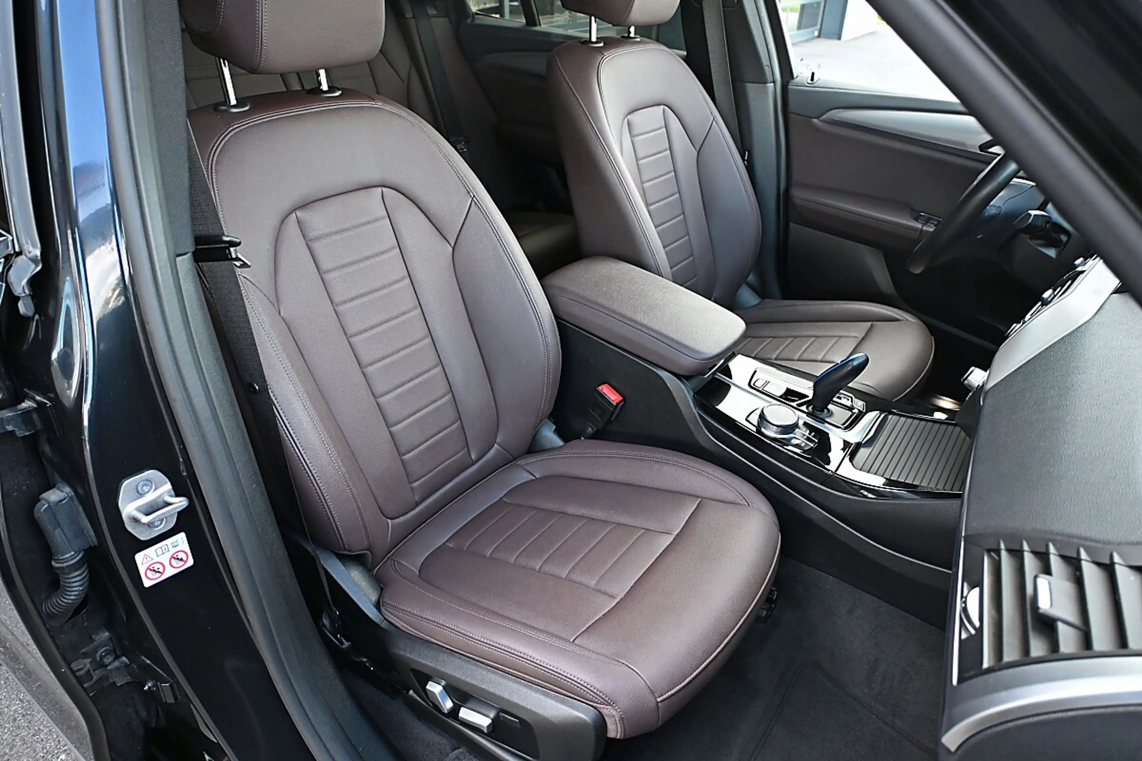 BMW iX3 Inspiring ACC, AHK elektr., DrivingProf, Kamera... — photo 6