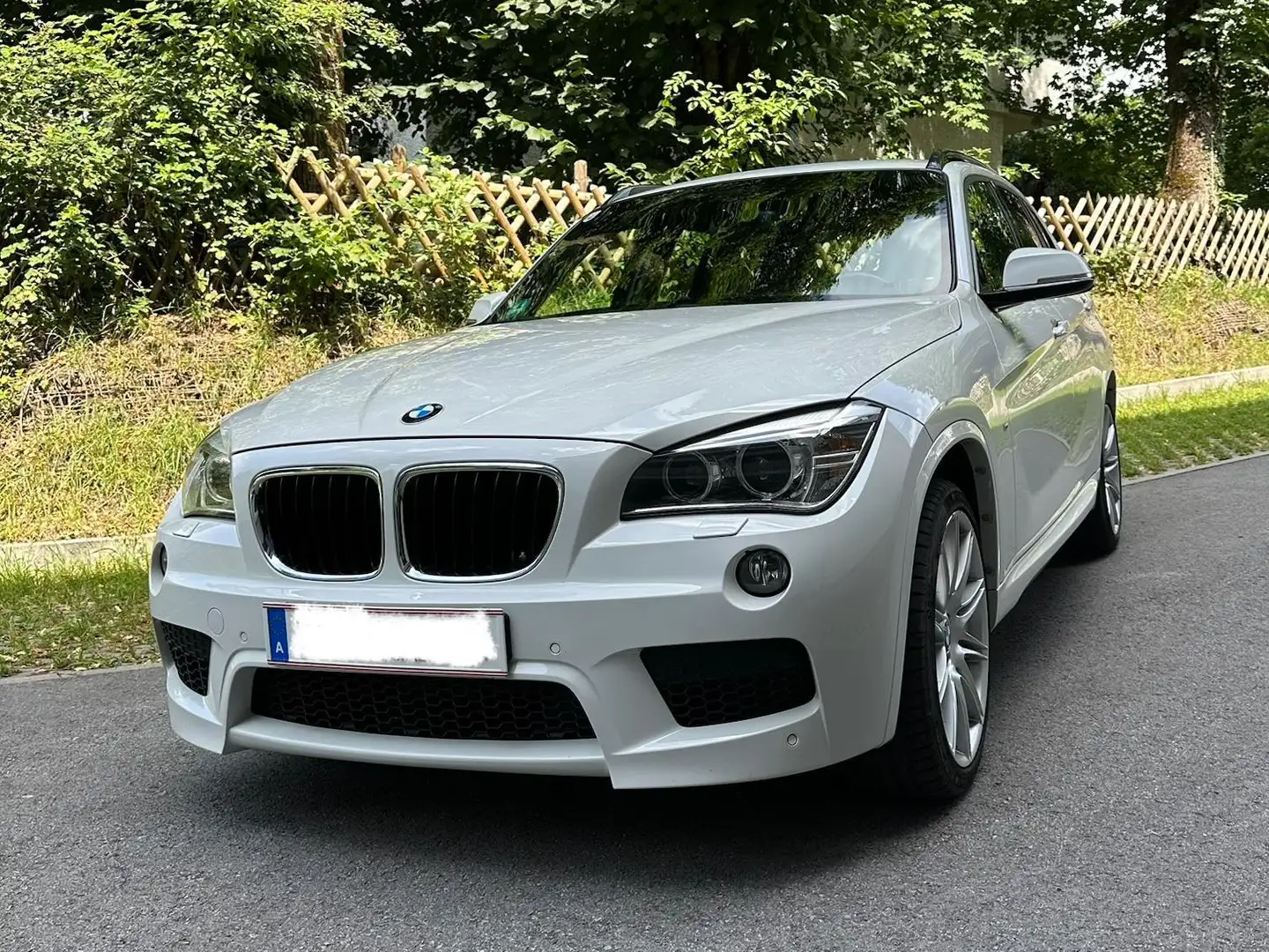 BMW X1 X1 xDrive18d E84 N47 Weiß - 1
