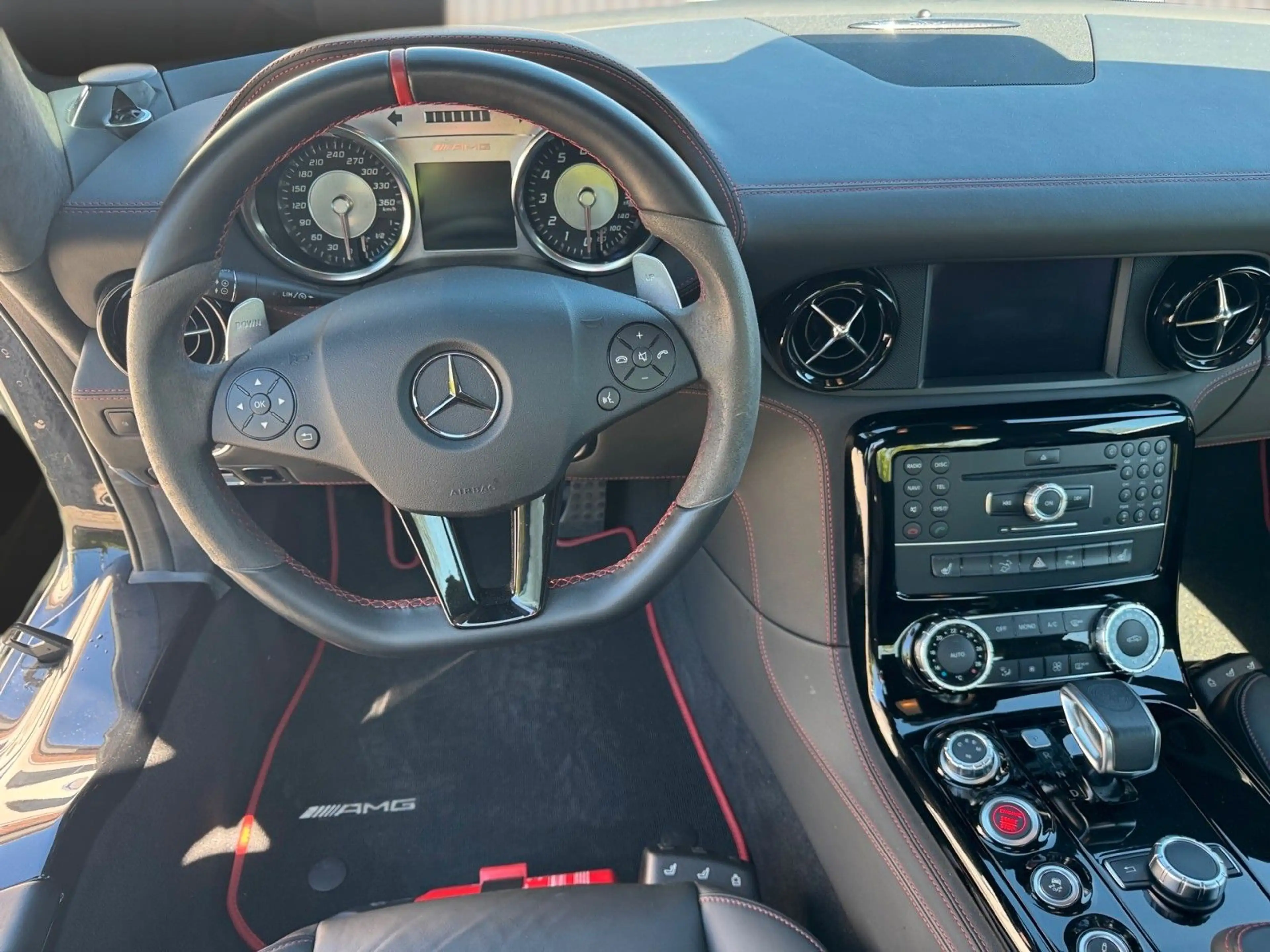 Mercedes-Benz SLS GT Coupe,B&O,Kamera,Exclusiv Leder uvm. — photo 15