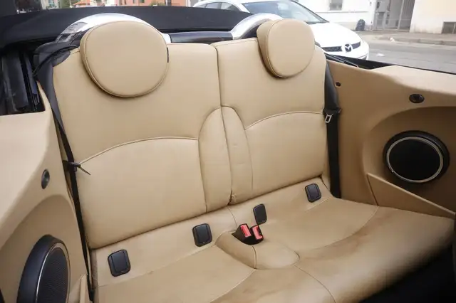 Mini Convertible view 12